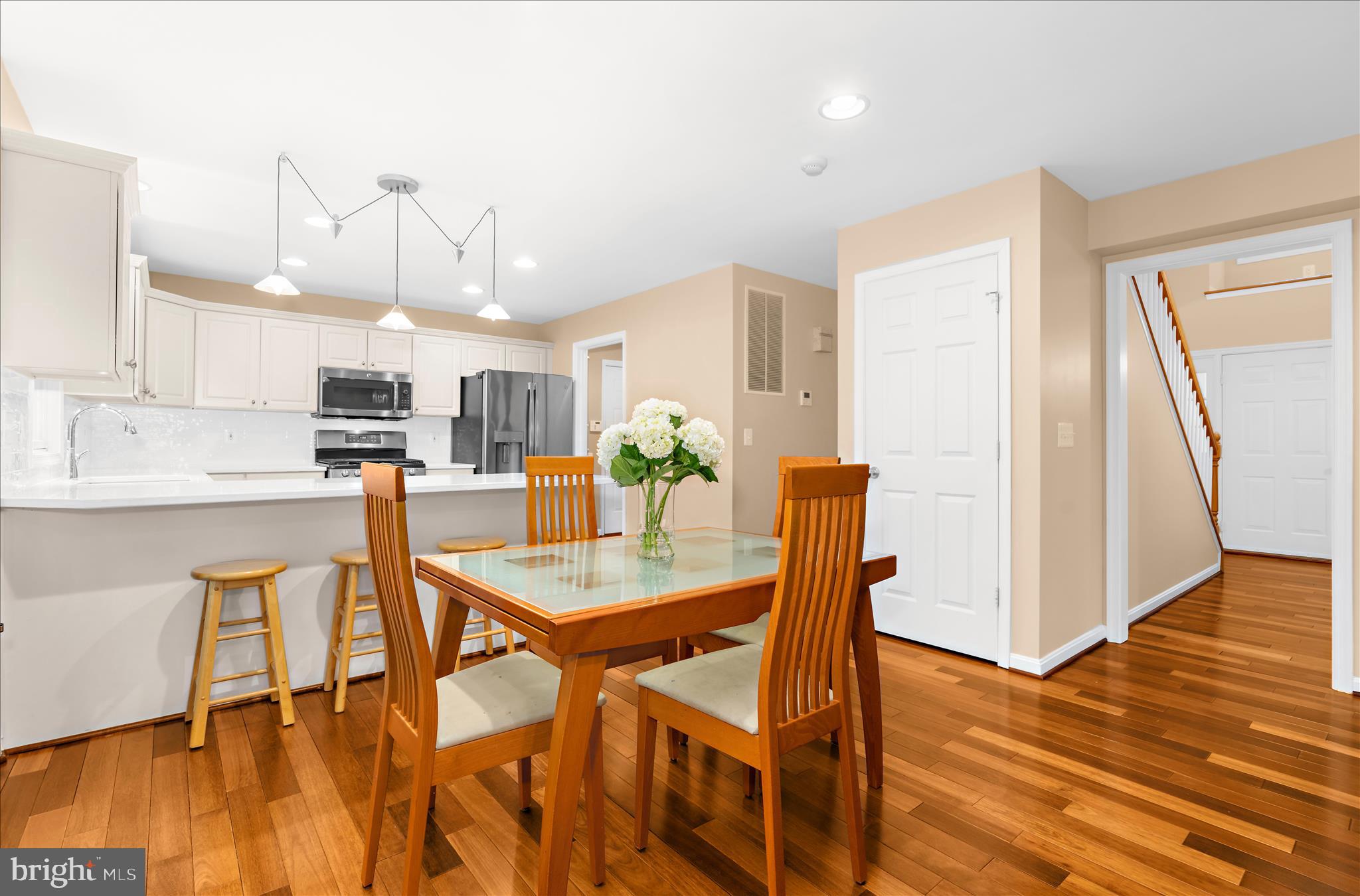 SOUTH RIVER SPRING LAKE - Residential