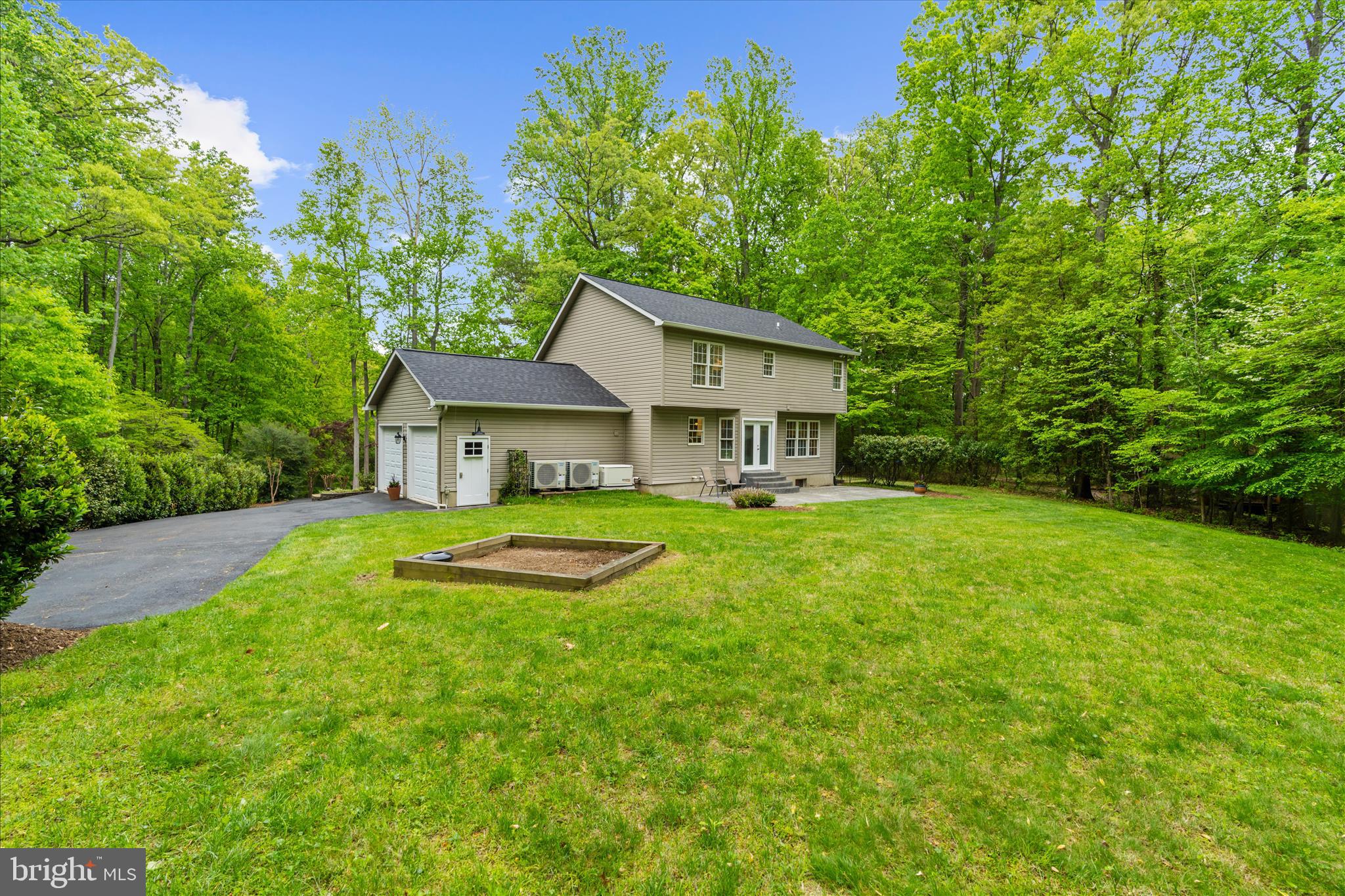 SOUTH RIVER SPRING LAKE - Residential