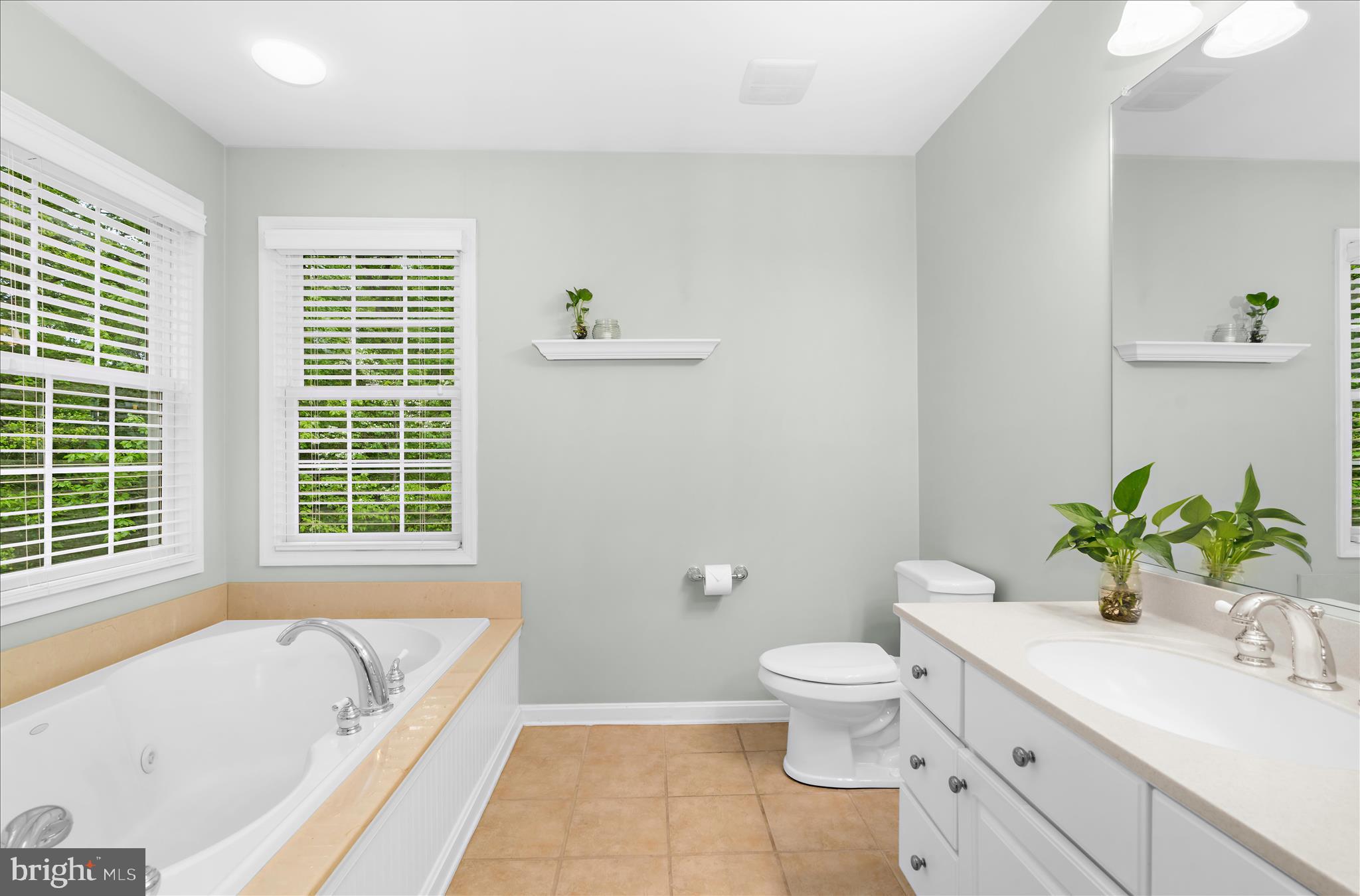 SOUTH RIVER SPRING LAKE - Residential