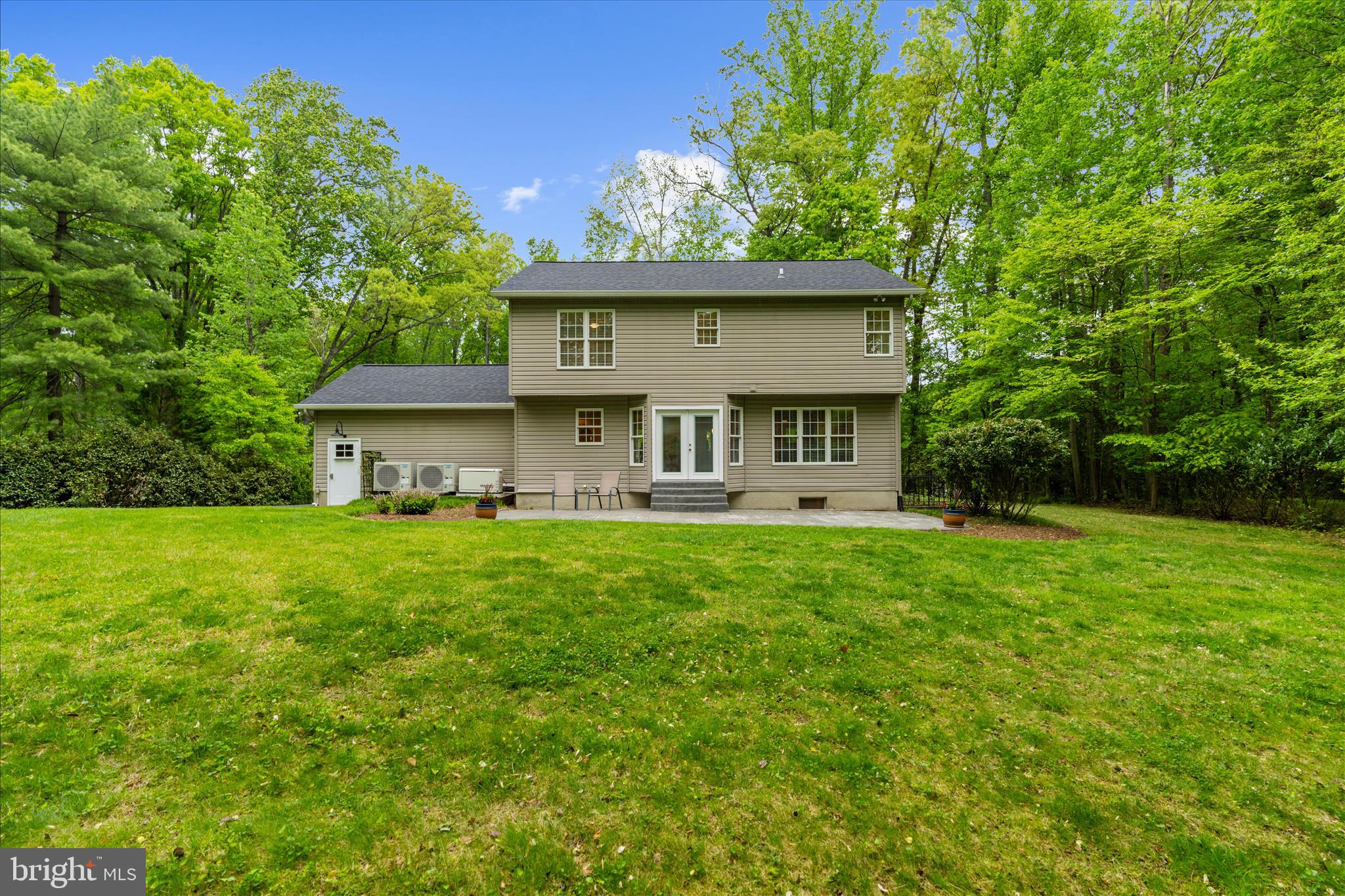 SOUTH RIVER SPRING LAKE - Residential