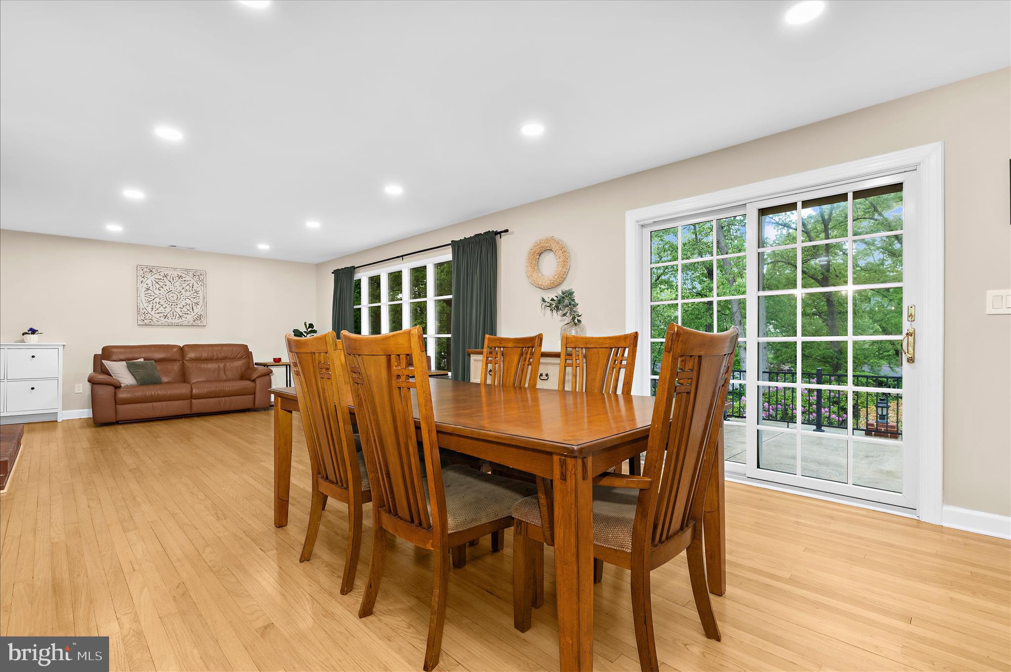 ELMHURST ESTATES - Residential