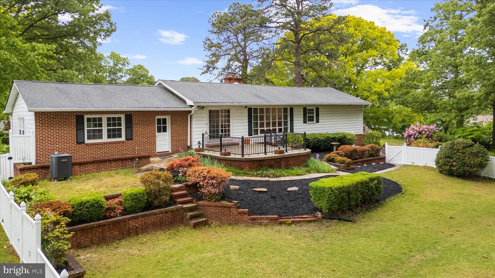 ELMHURST ESTATES - Residential