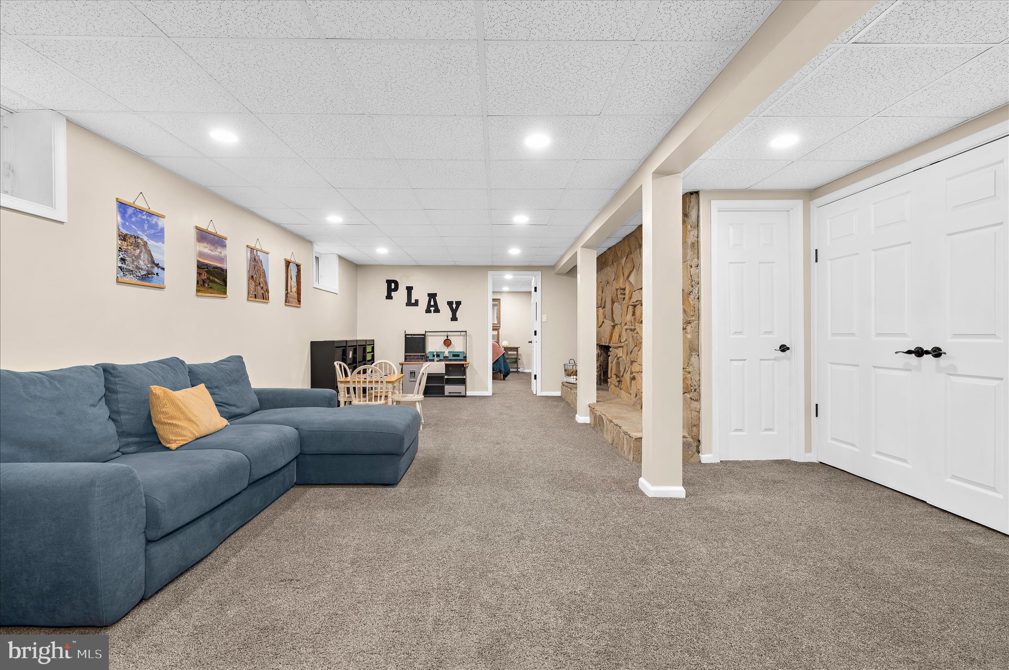ELMHURST ESTATES - Residential