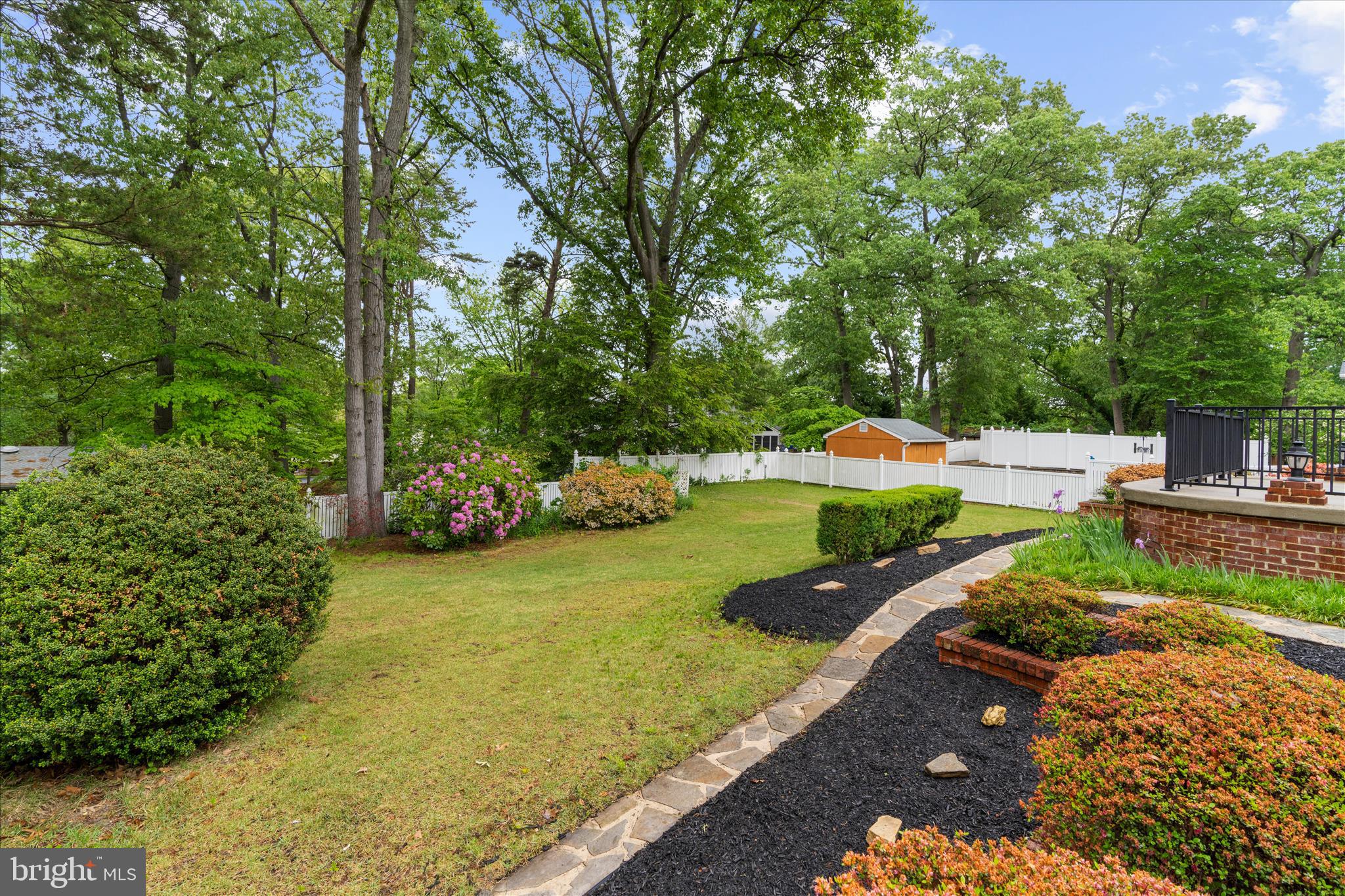 ELMHURST ESTATES - Residential