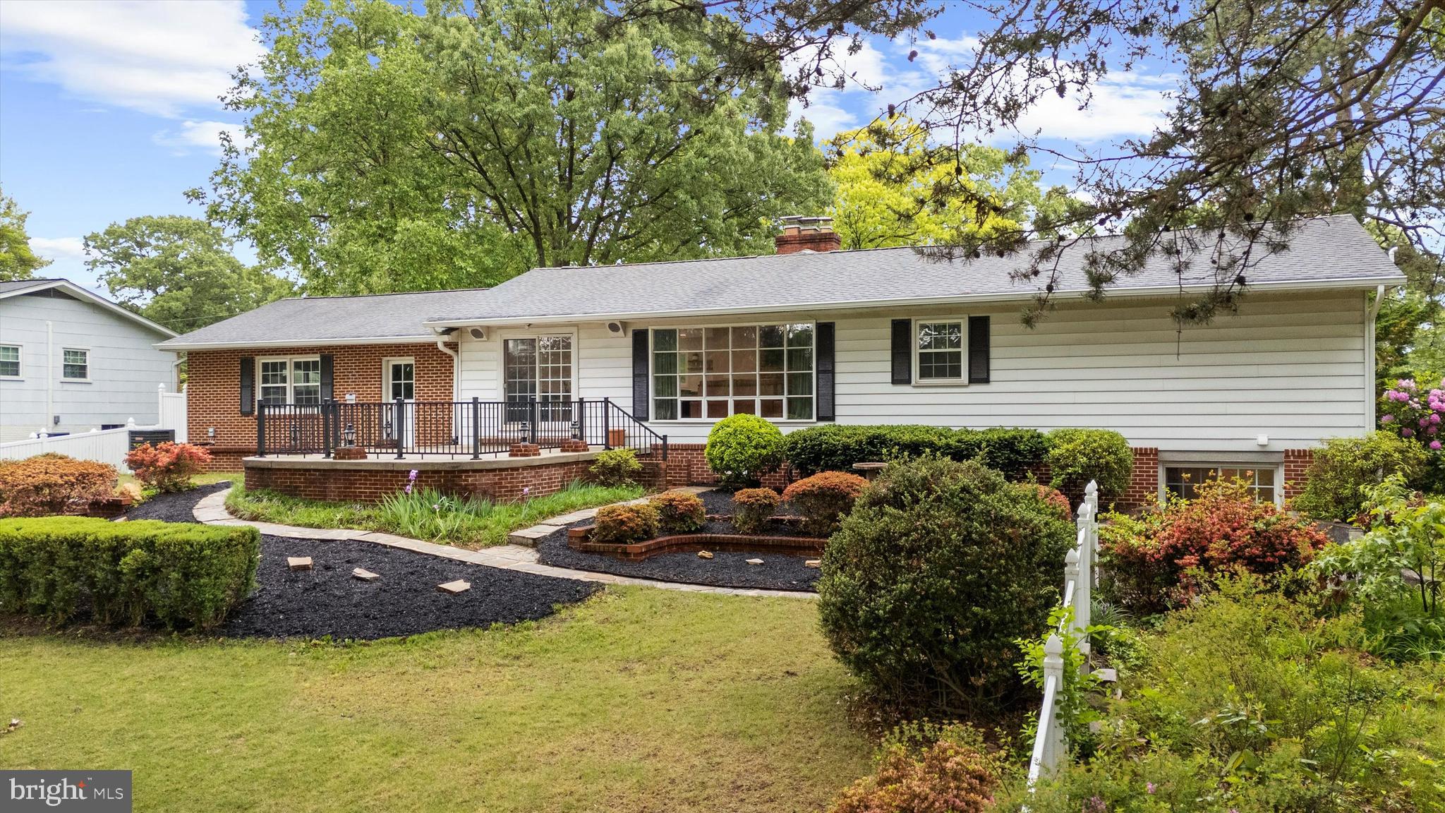 ELMHURST ESTATES - Residential