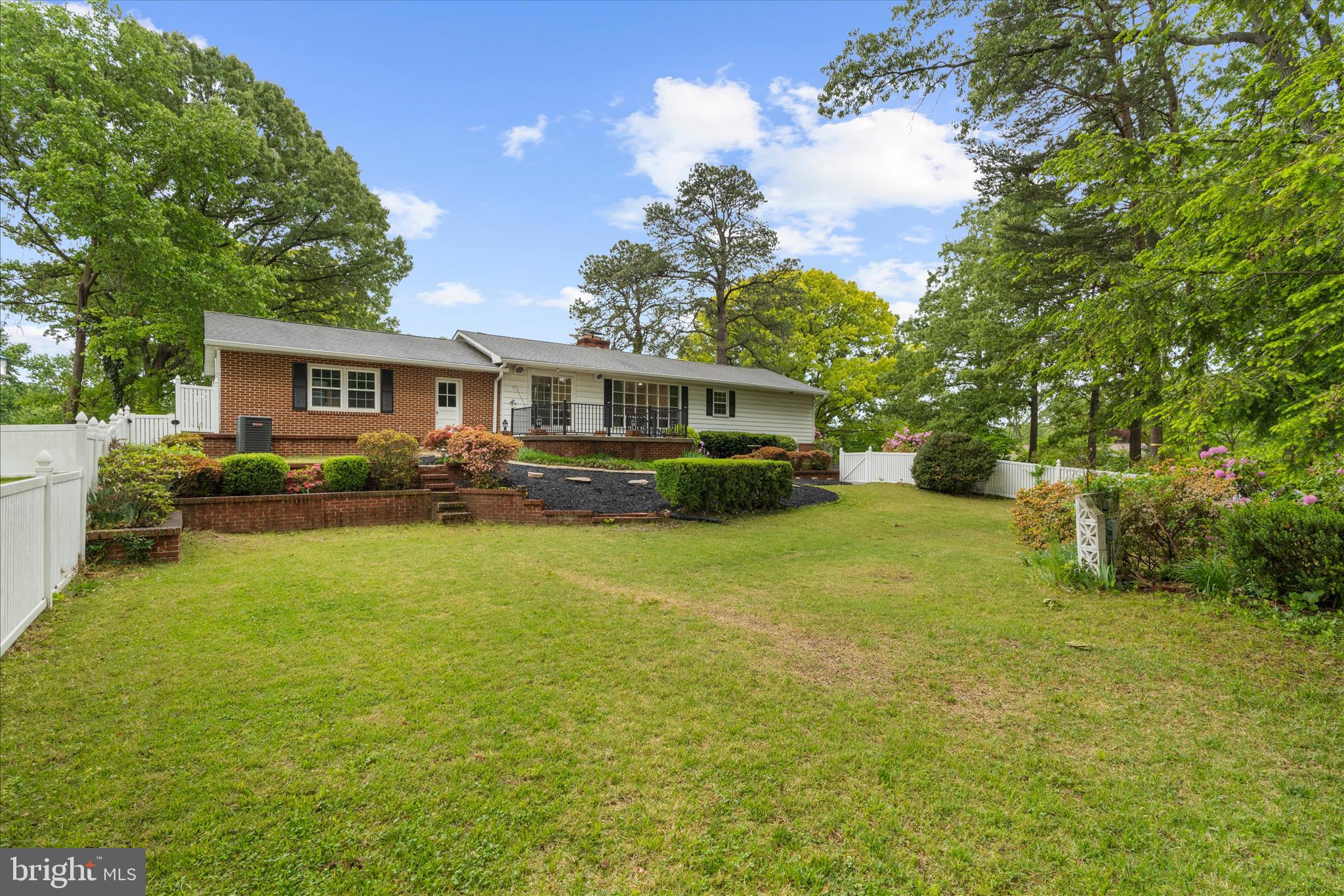 ELMHURST ESTATES - Residential