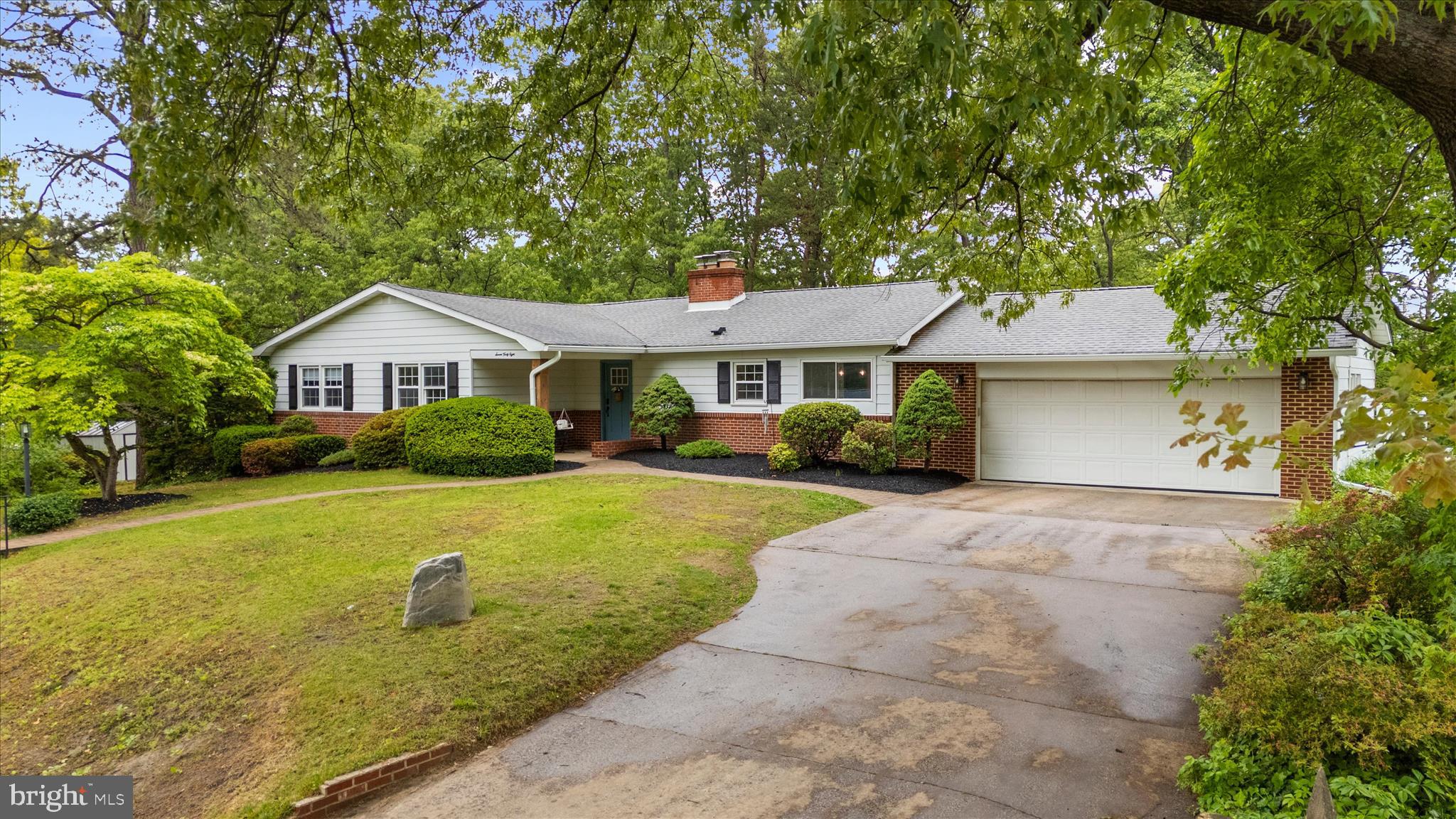 ELMHURST ESTATES - Residential