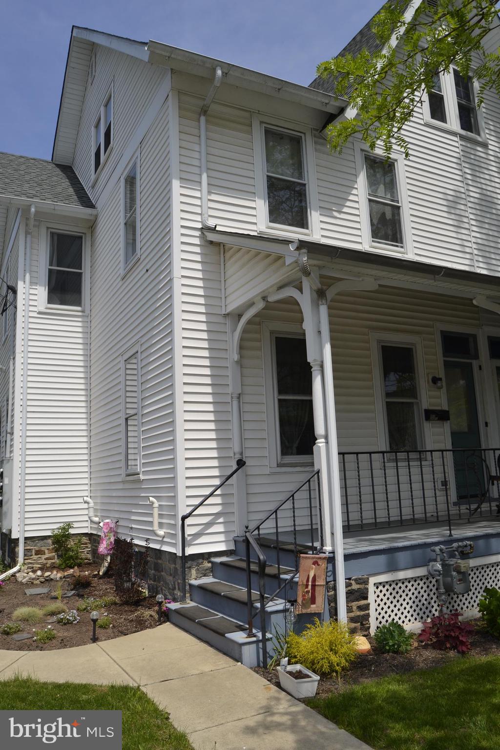 407 E BROAD STREET