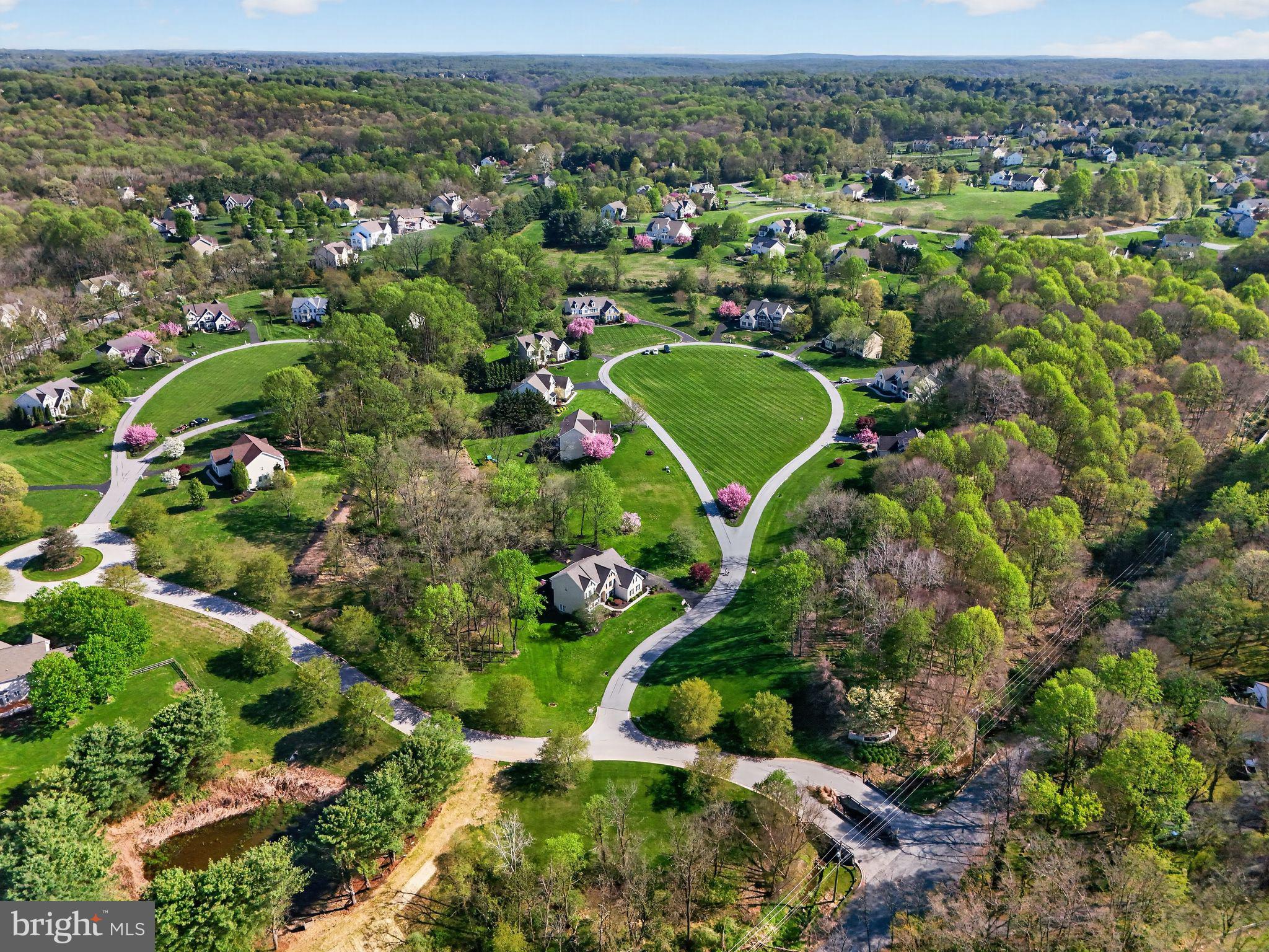 TWIN BRIDGES - Residential