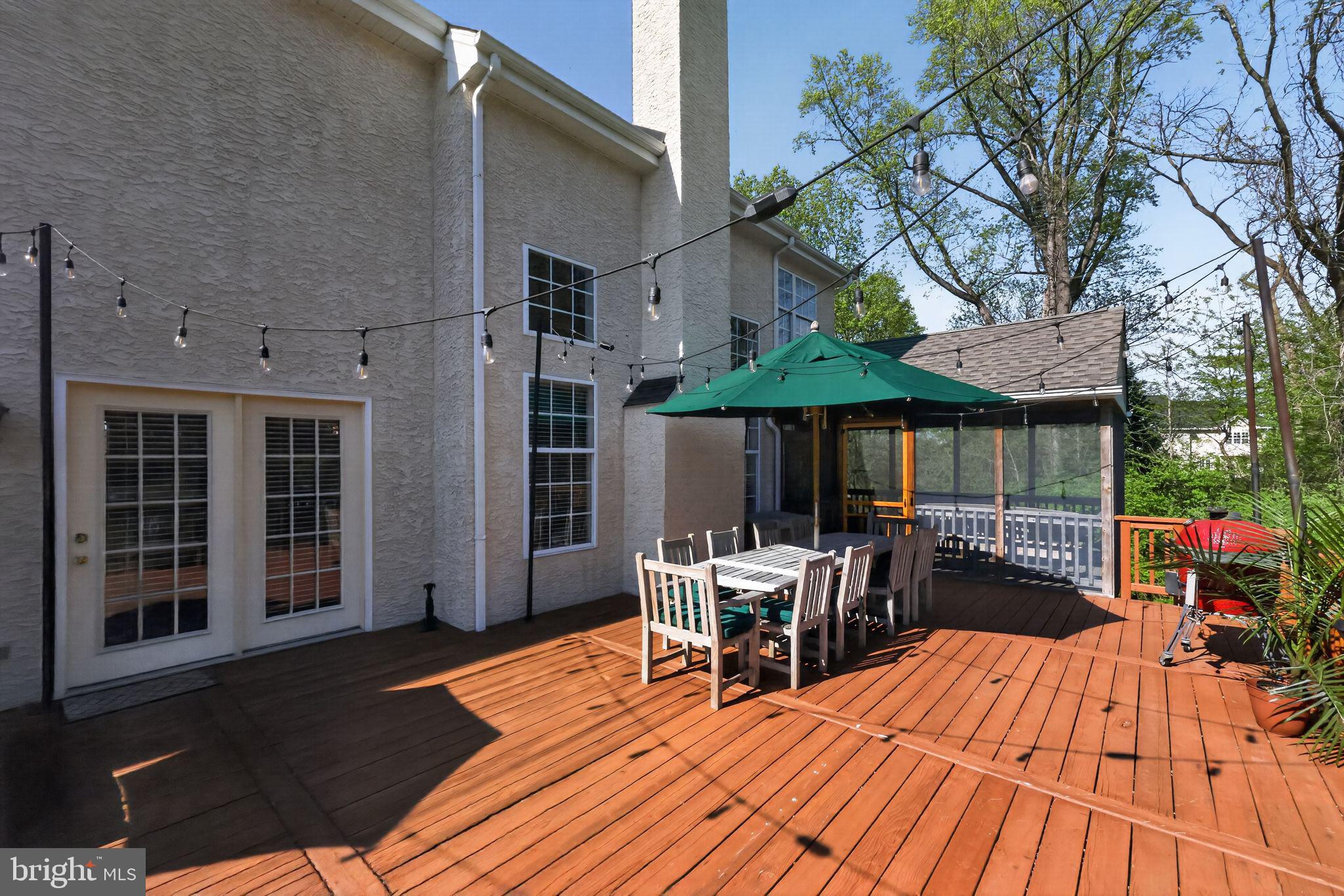 TWIN BRIDGES - Residential