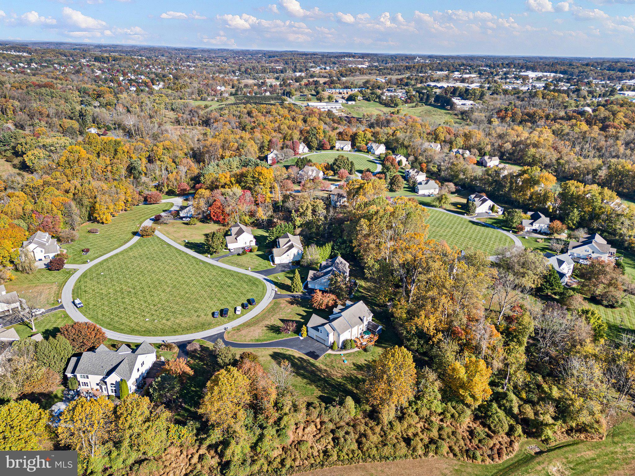 TWIN BRIDGES - Residential