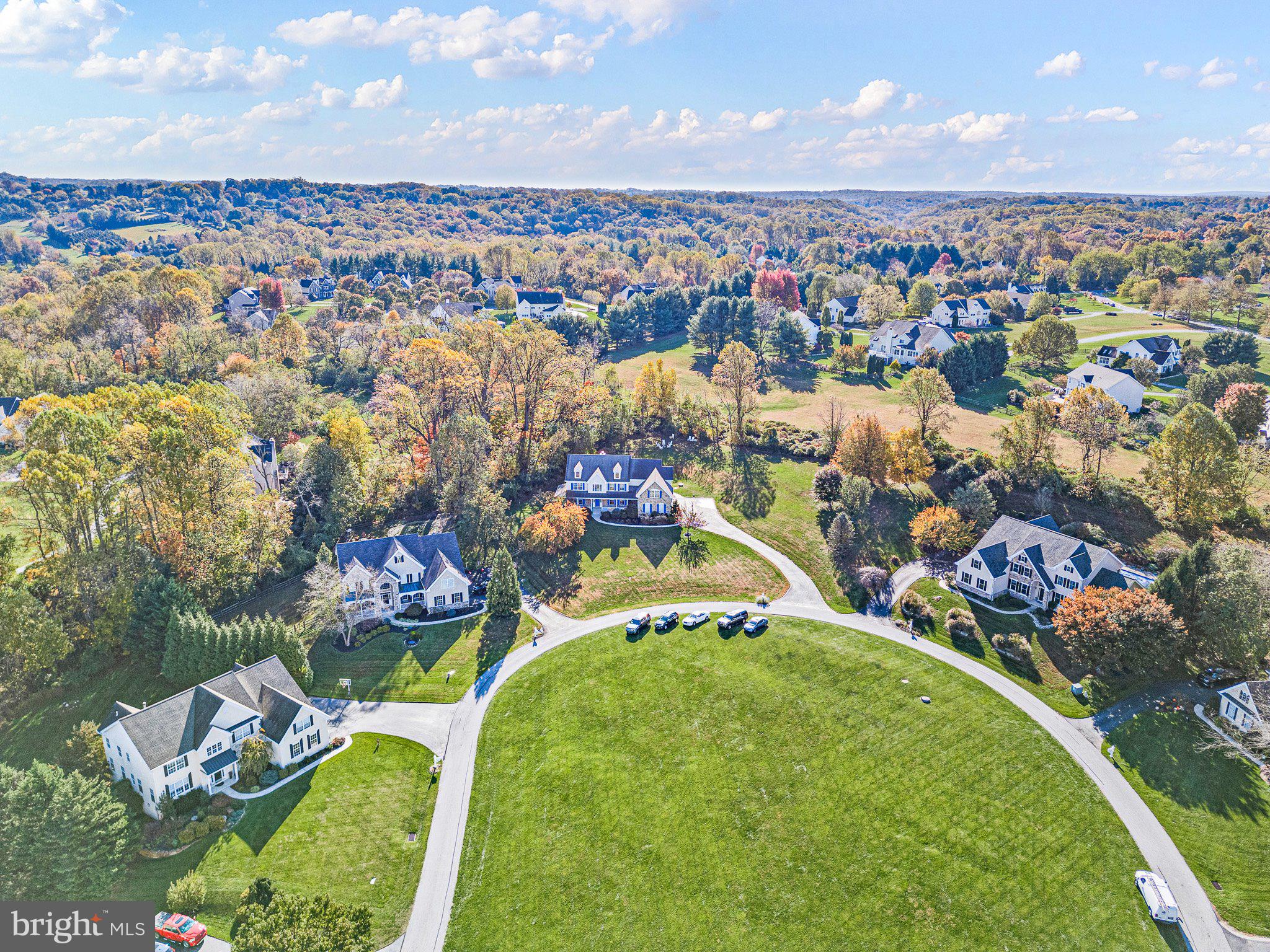 TWIN BRIDGES - Residential