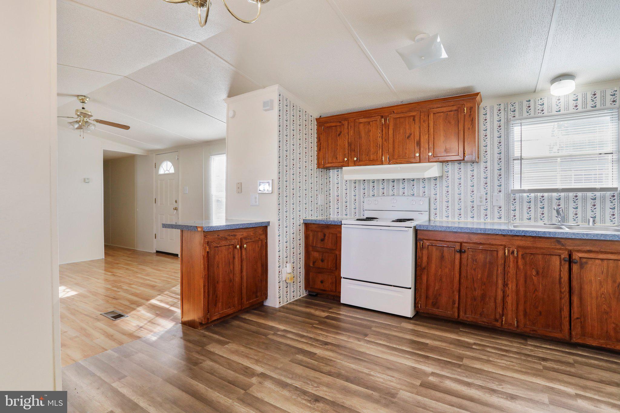 SHENANDOAH JUNCTION - Residential