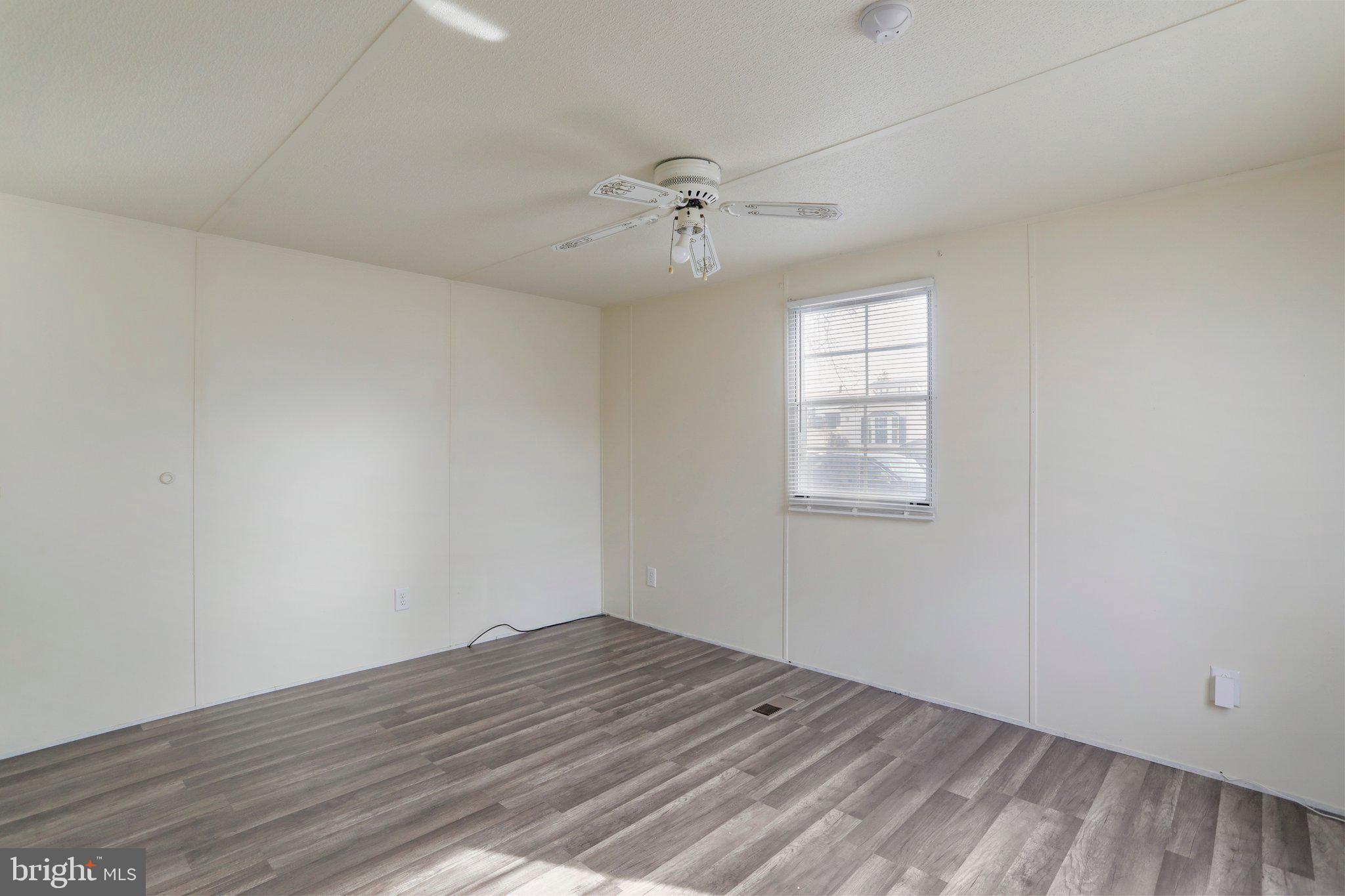 SHENANDOAH JUNCTION - Residential