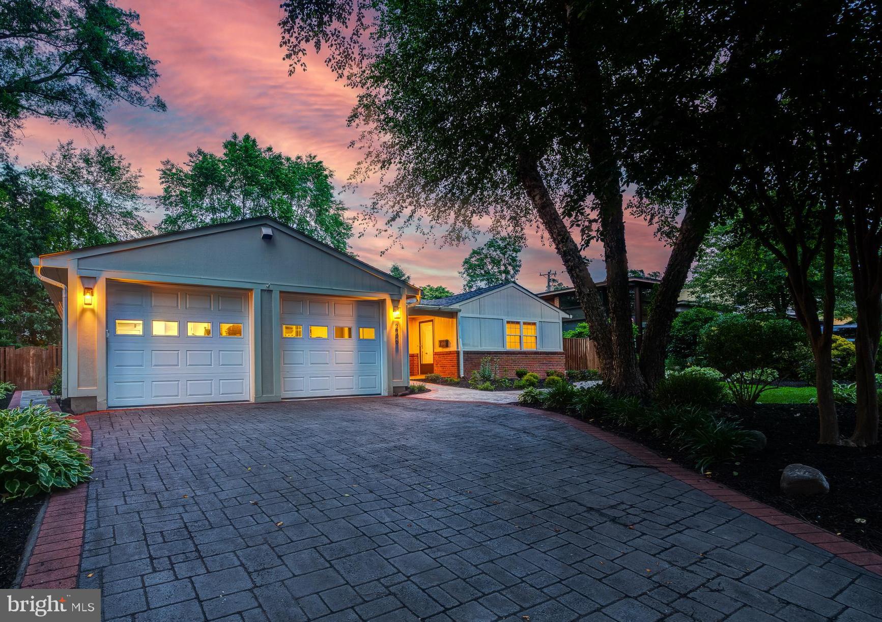 2206 FORDHAM DRIVE