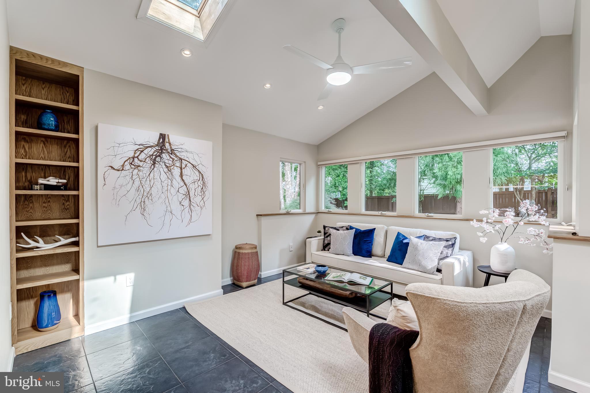2206 FORDHAM DRIVE
