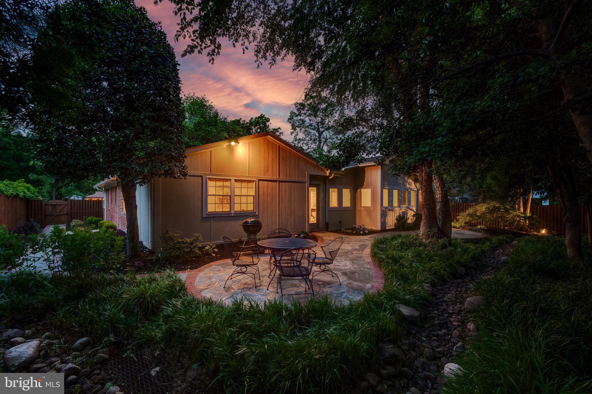 2206 FORDHAM DRIVE