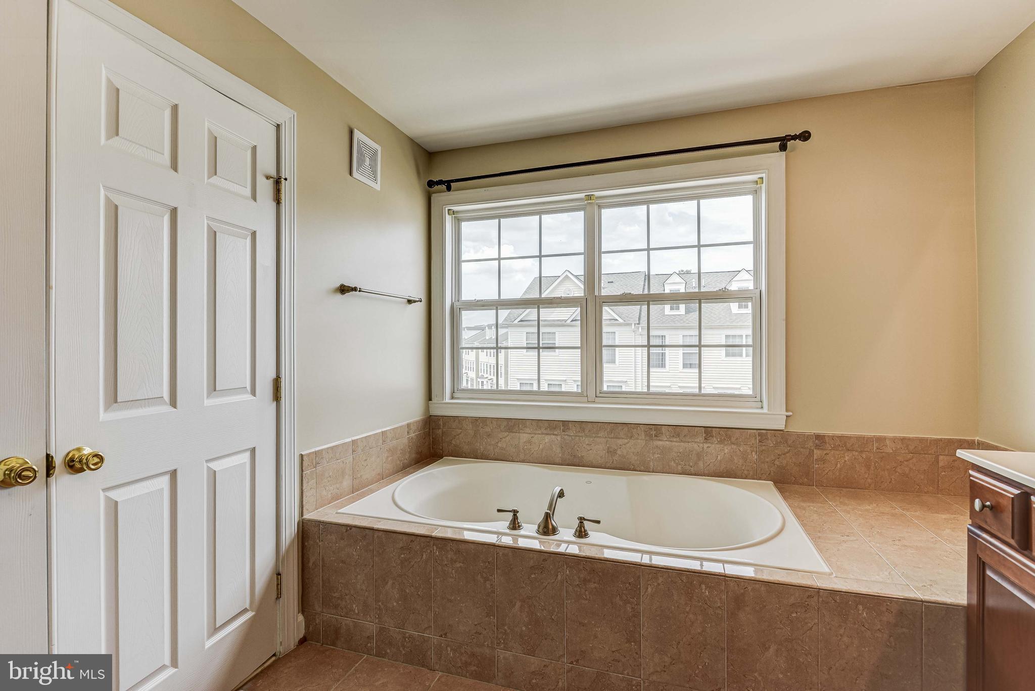 COPPERMINE CROSSING - Residential