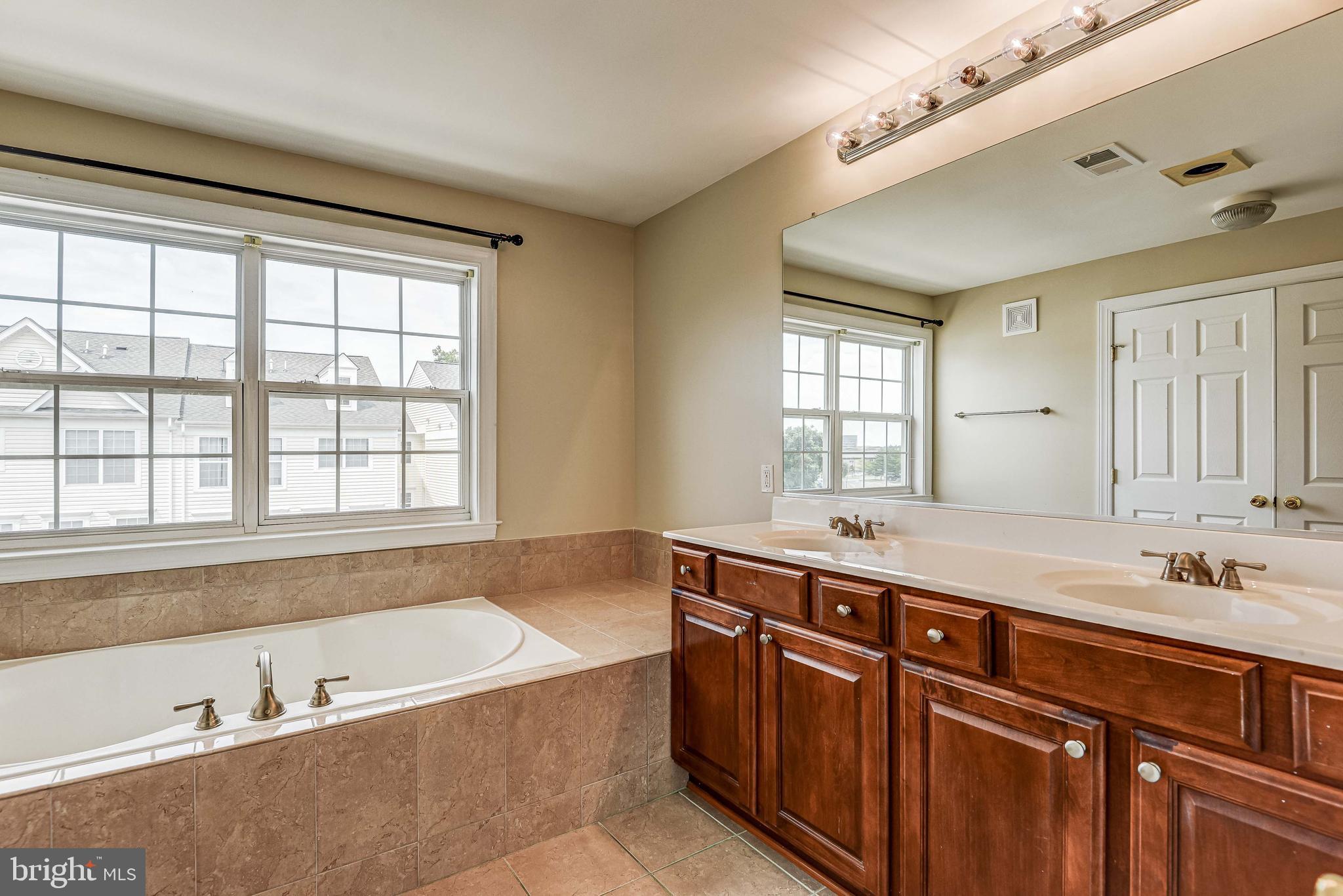 COPPERMINE CROSSING - Residential