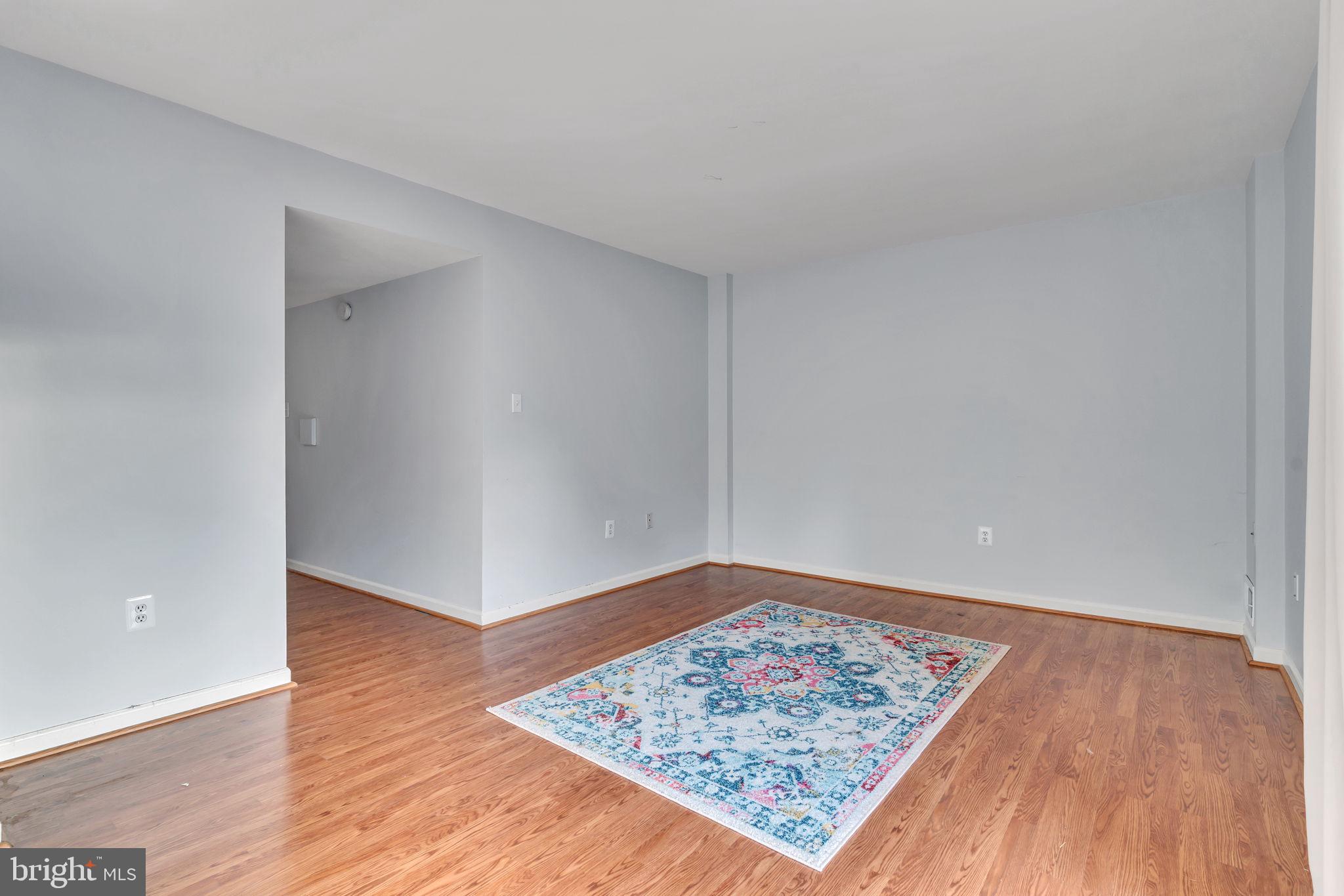 DALE CITY - Residential