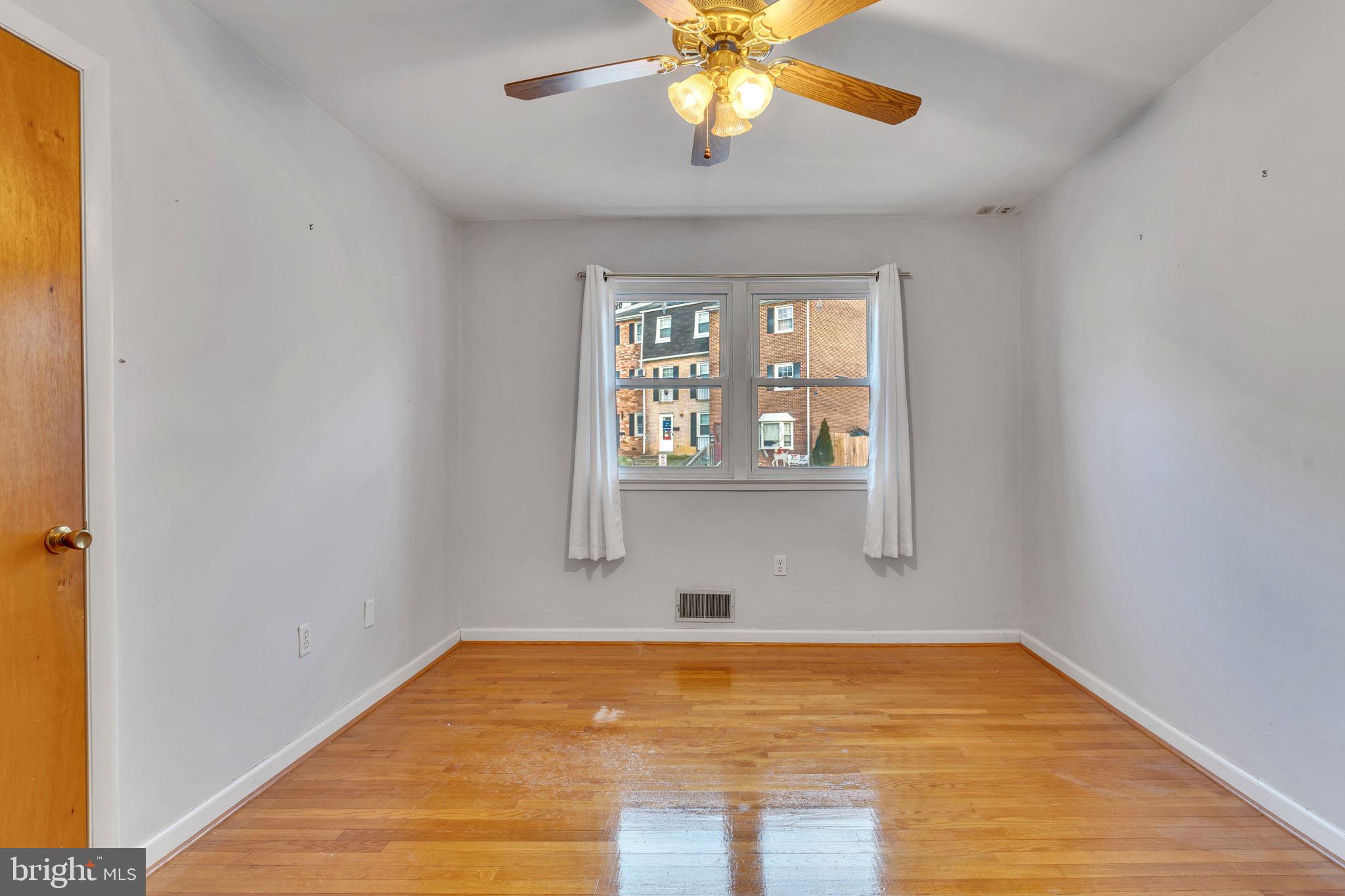 DALE CITY - Residential