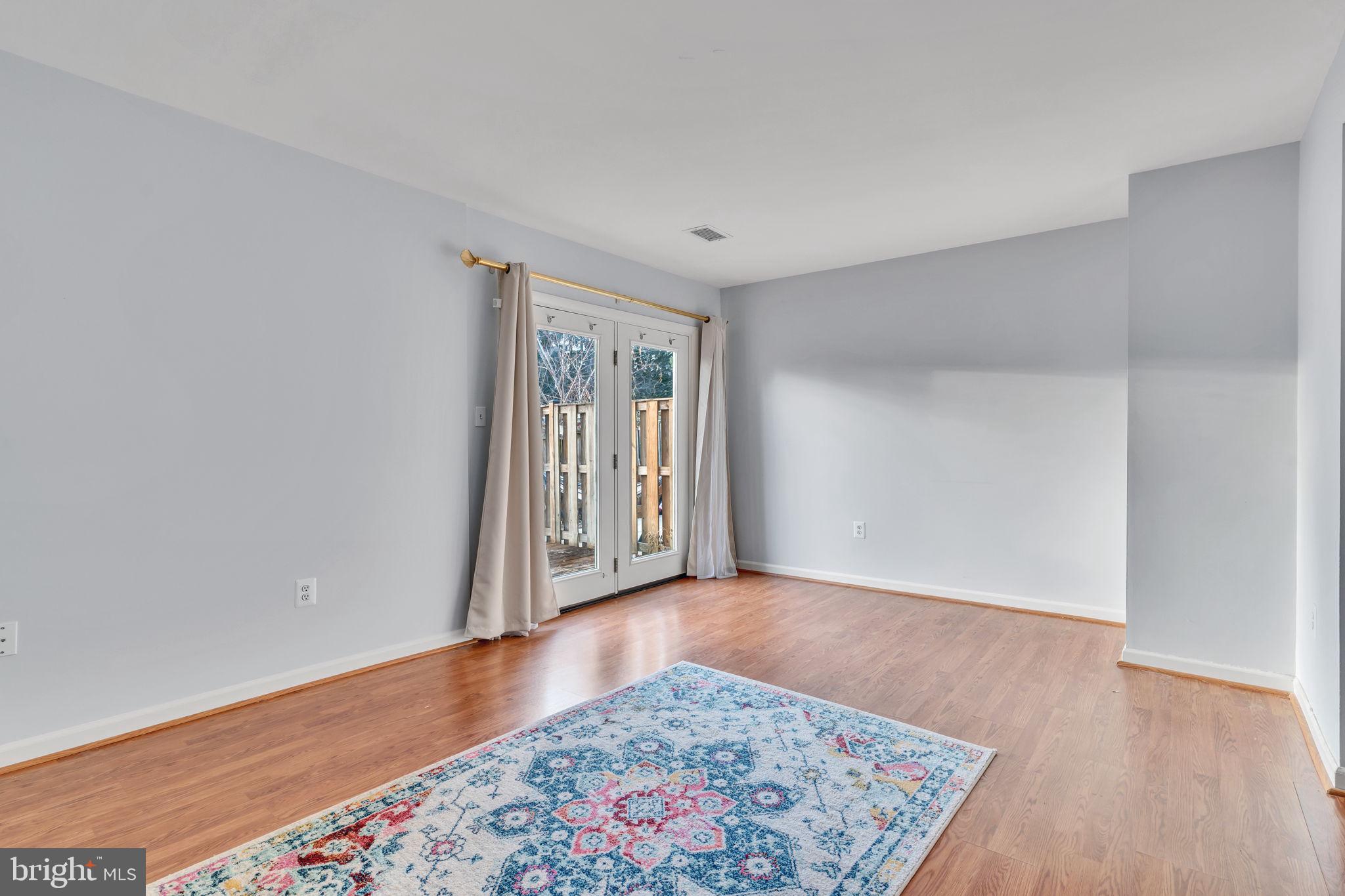 DALE CITY - Residential