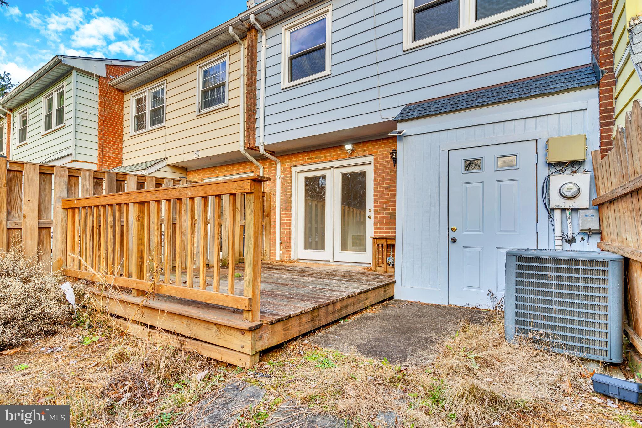 DALE CITY - Residential