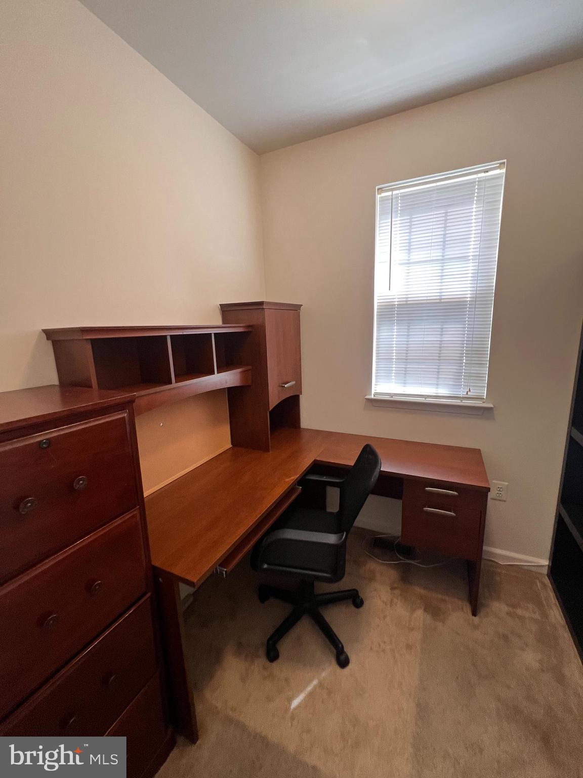 HUNTFIELD - Residential Lease