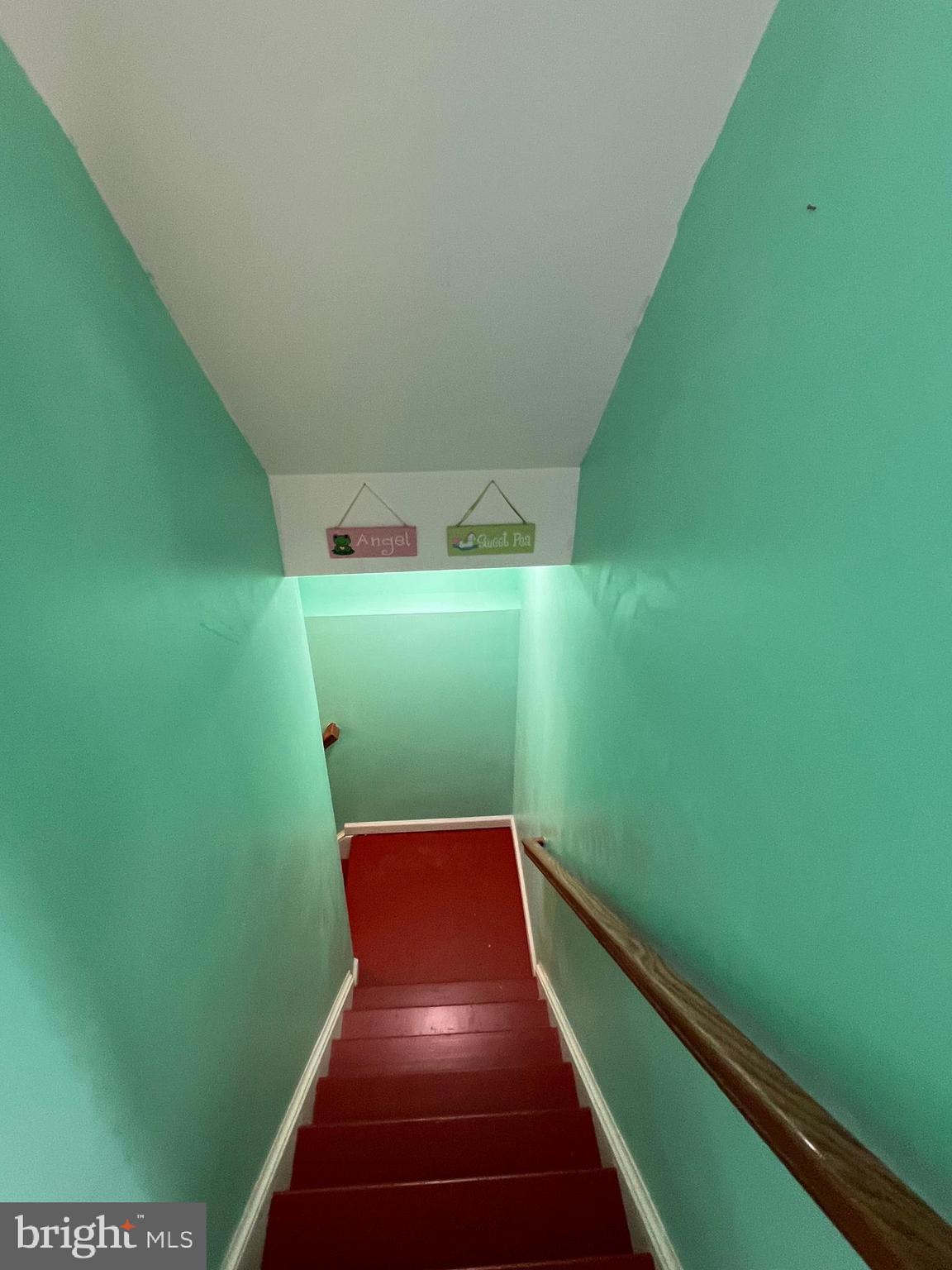 HUNTFIELD - Residential Lease