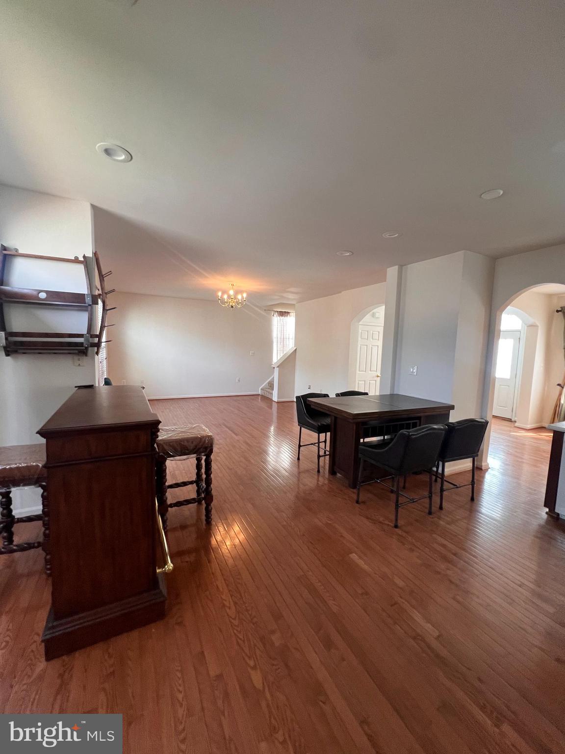 HUNTFIELD - Residential Lease