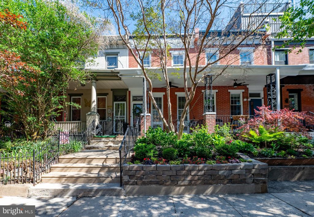 Photo of 2927 Cambridge Street, PHILADELPHIA, PA 19130 (MLS # PAPH2578498)