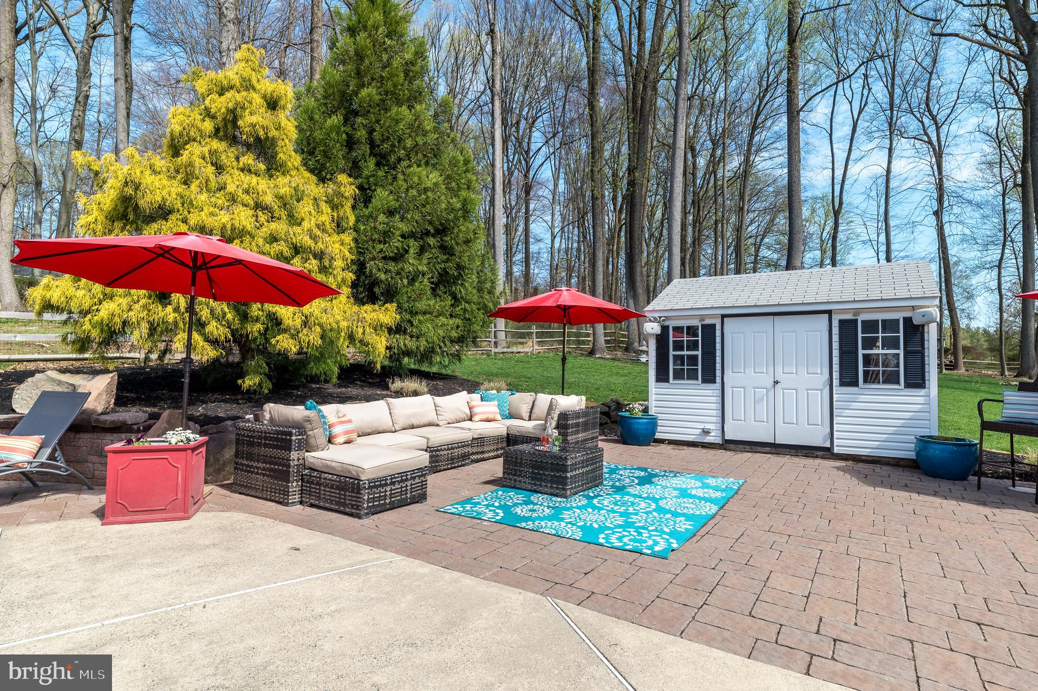 BUCKINGHAM WOODS - Residential