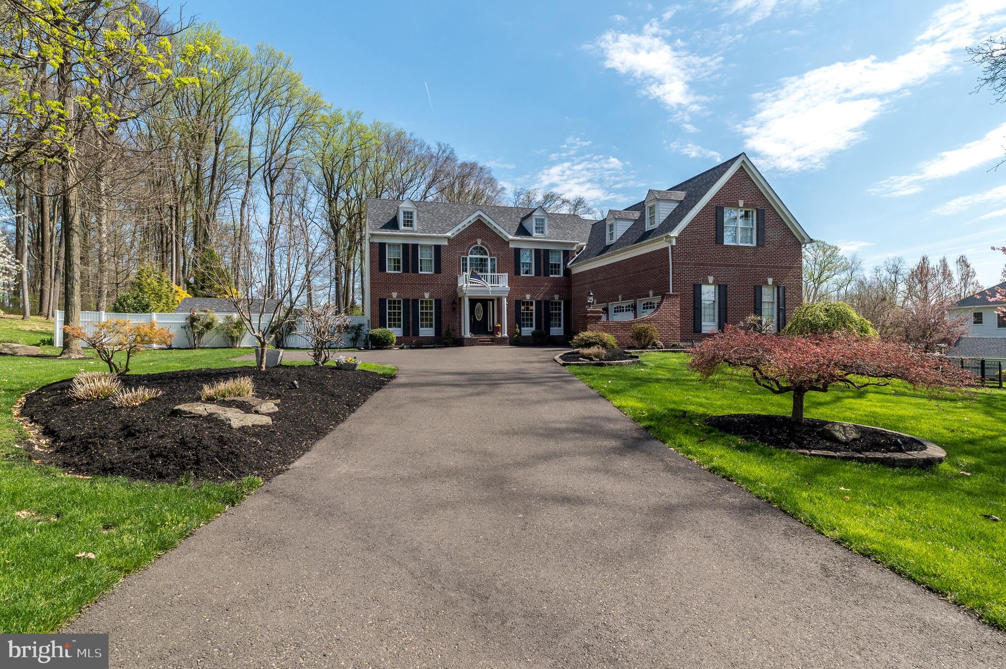 BUCKINGHAM WOODS - Residential