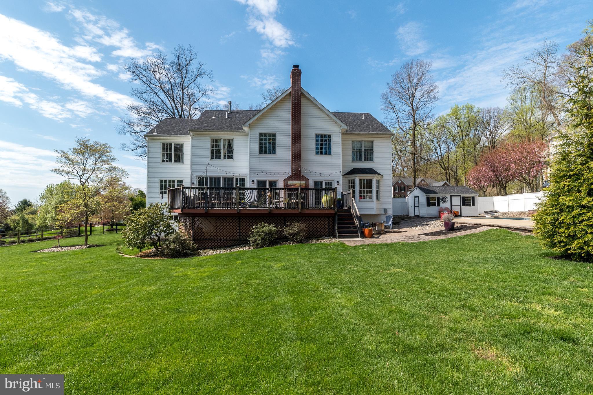 BUCKINGHAM WOODS - Residential