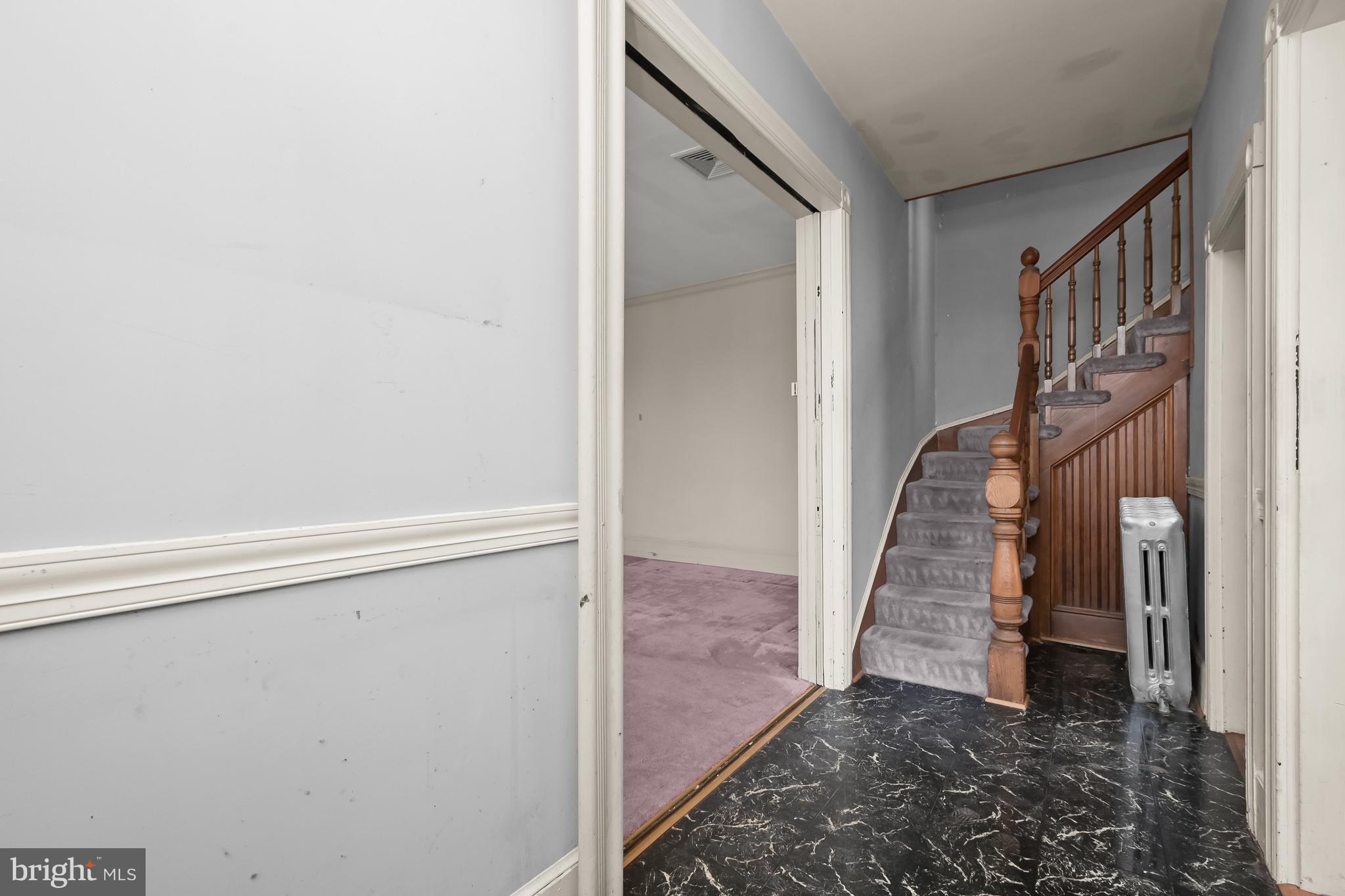 536 4TH STREET NE