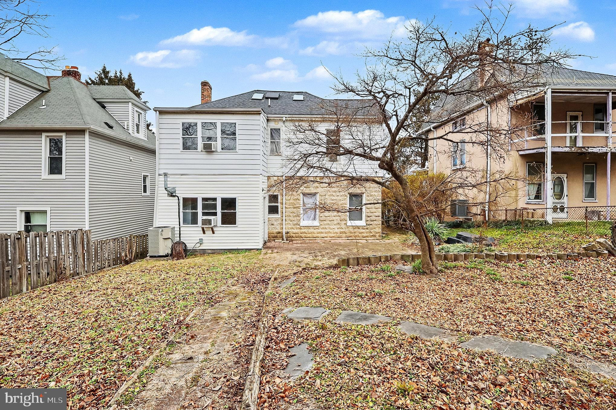 MT RAINIER - Residential