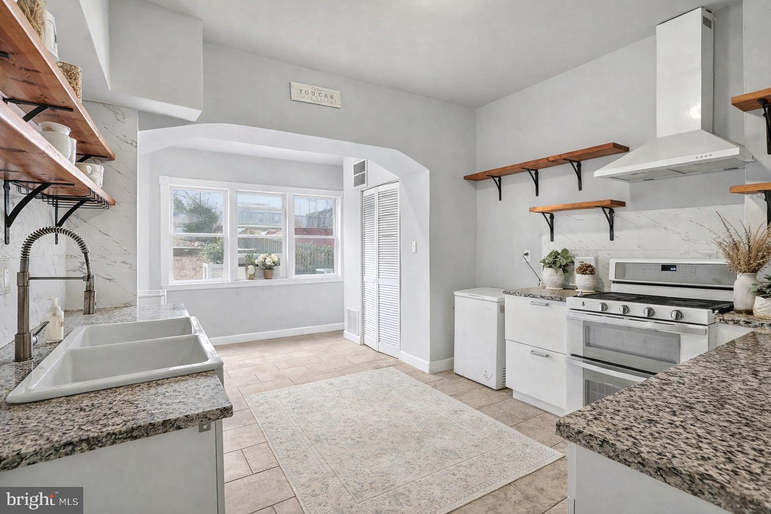 MT RAINIER - Residential