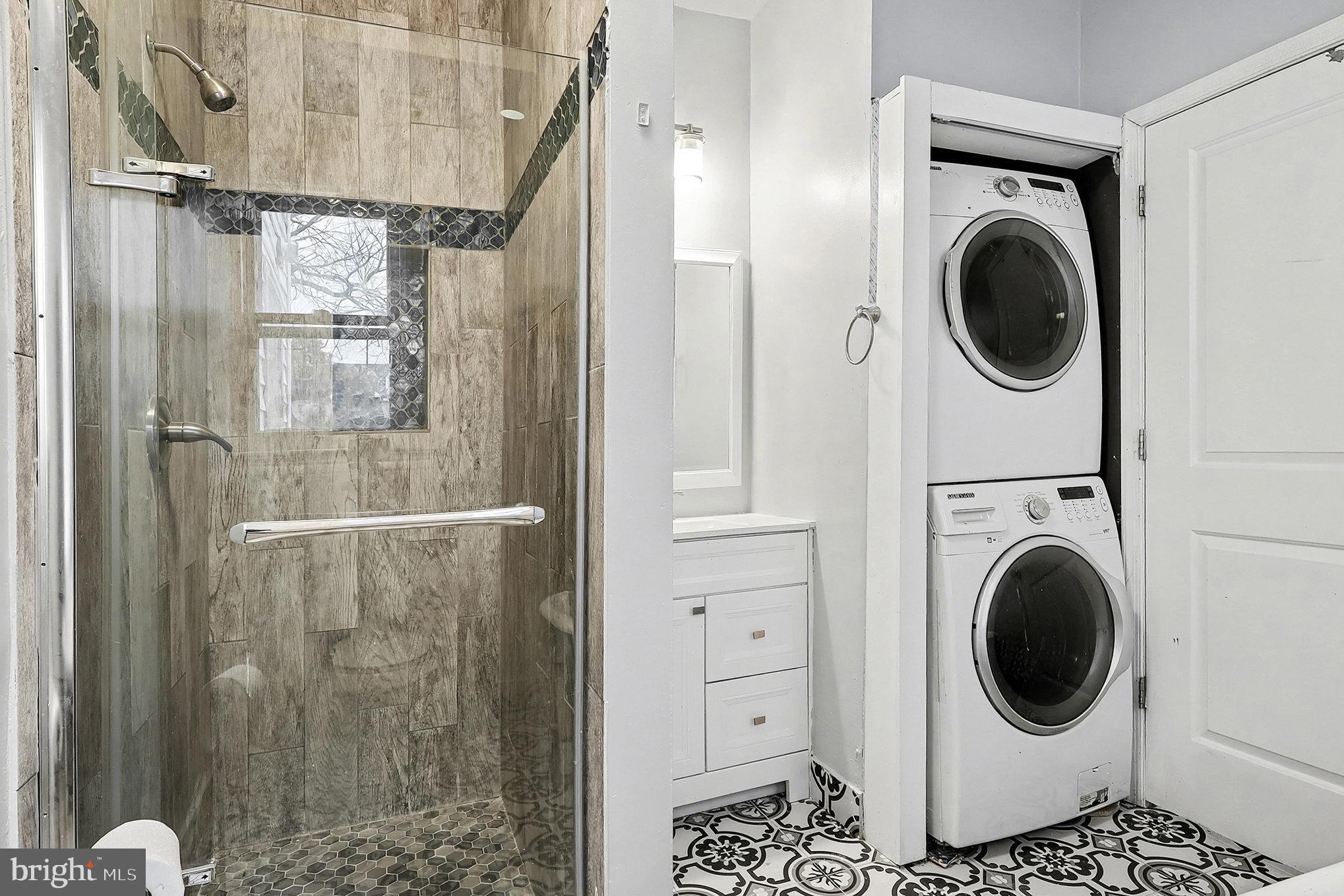 MT RAINIER - Residential