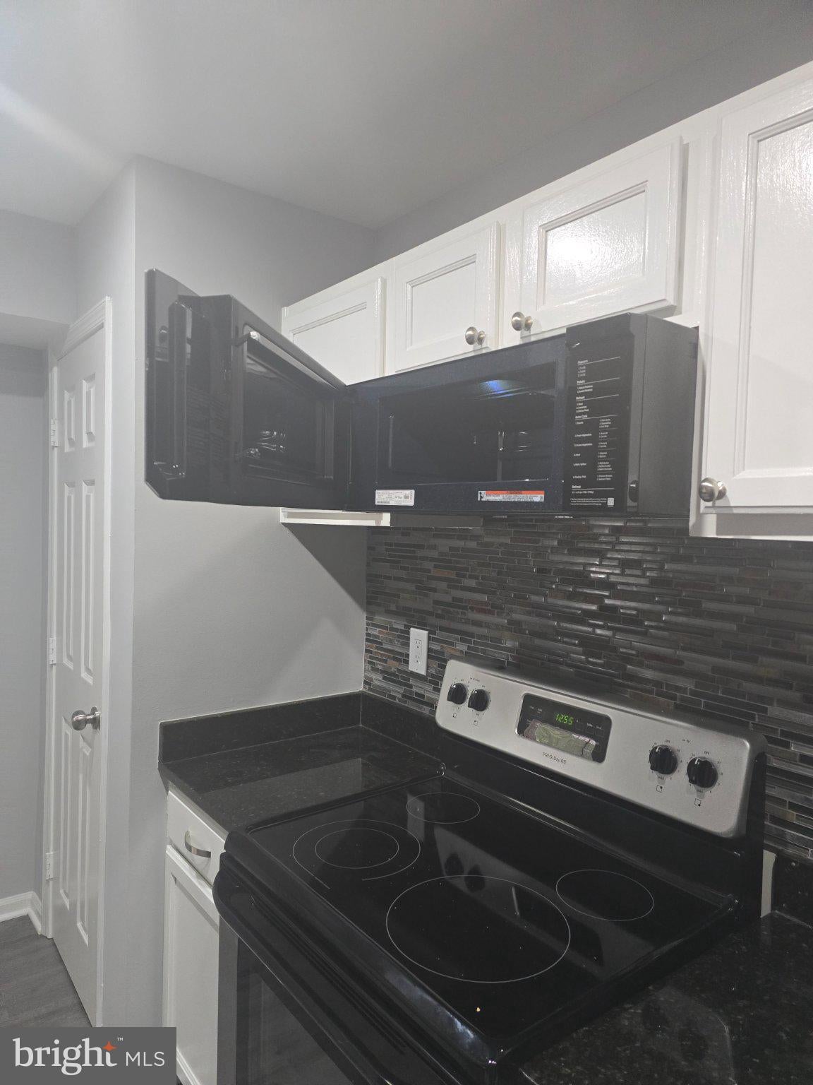 9605 LAKE POINTE COURT 303