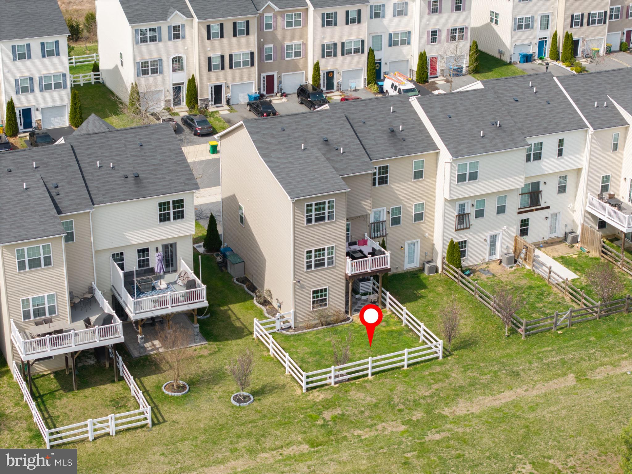 HYETTS CROSSING - Residential