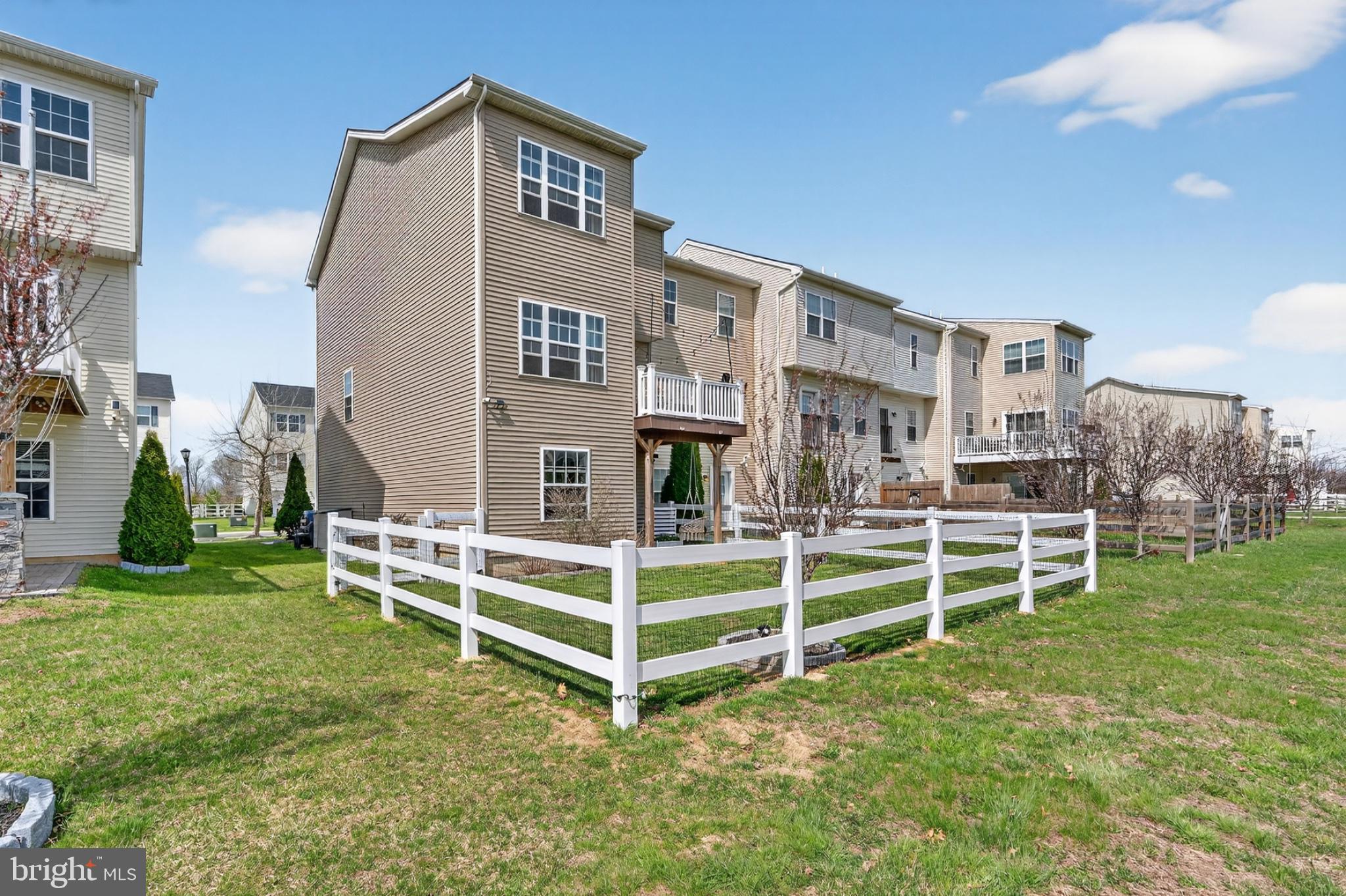 HYETTS CROSSING - Residential