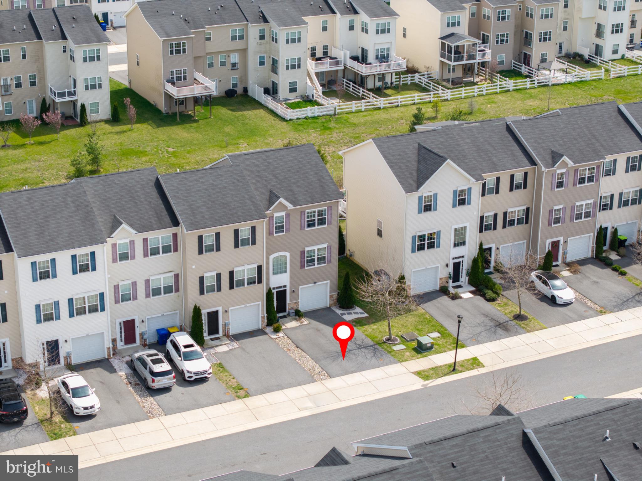 HYETTS CROSSING - Residential