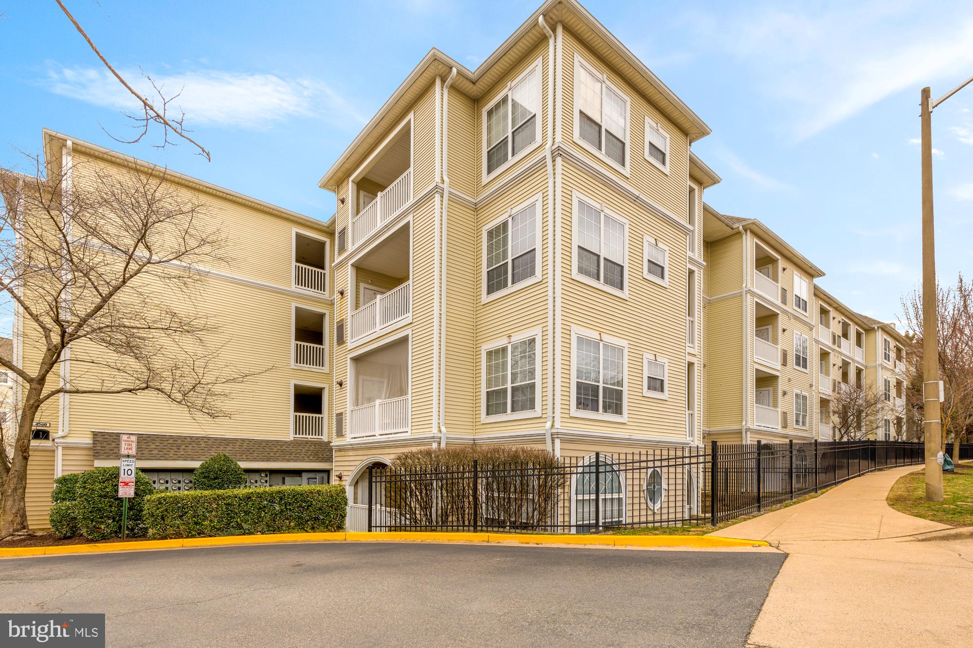 PALAZZO AT PARK CENTER - Residential