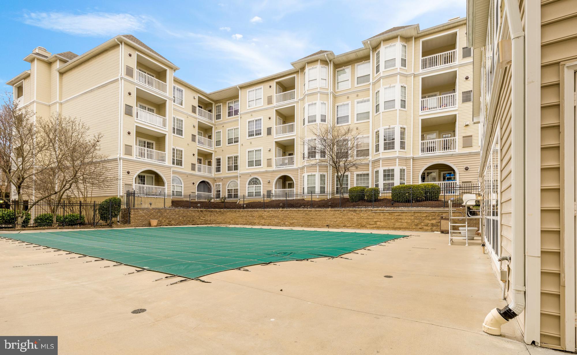 PALAZZO AT PARK CENTER - Residential