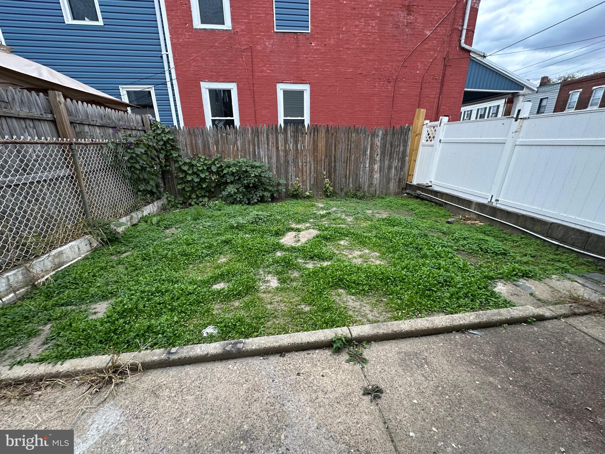 BRIDESBURG - Residential Lease