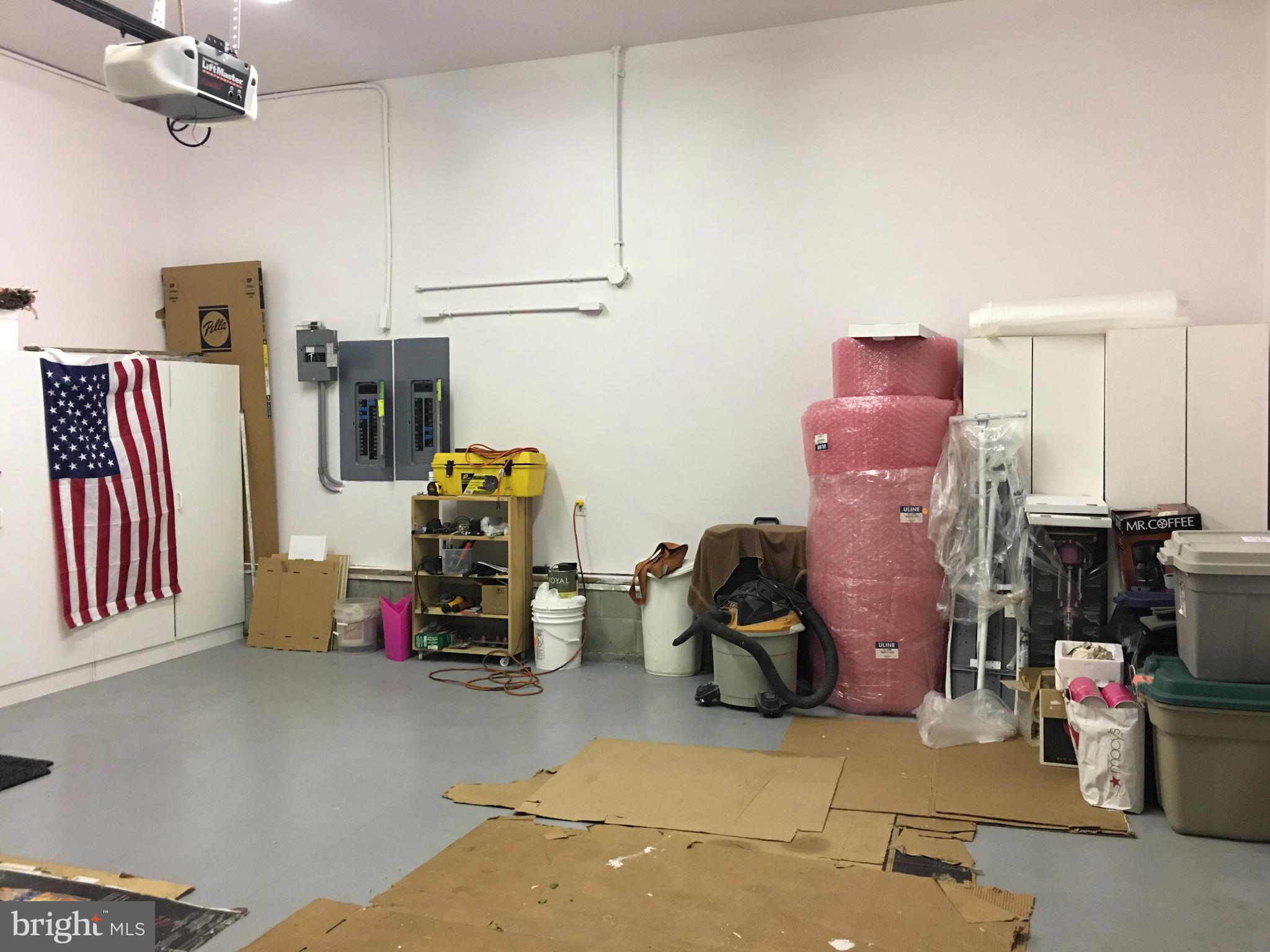 PEYTON ACRES - Residential