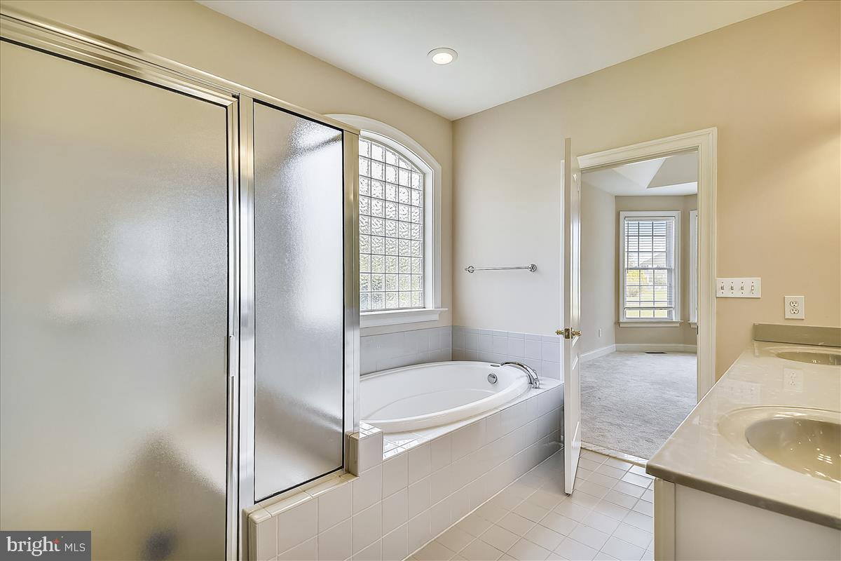 PEYTON ACRES - Residential