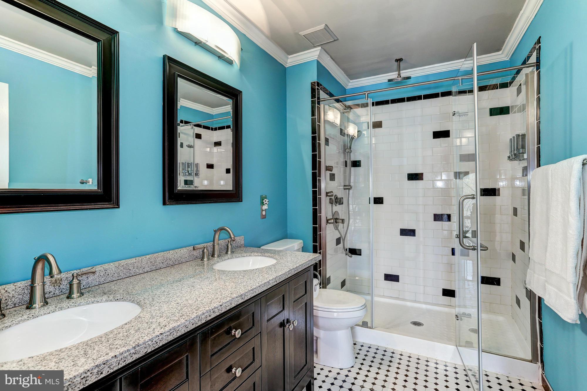 OLD WATERFORD - Residential