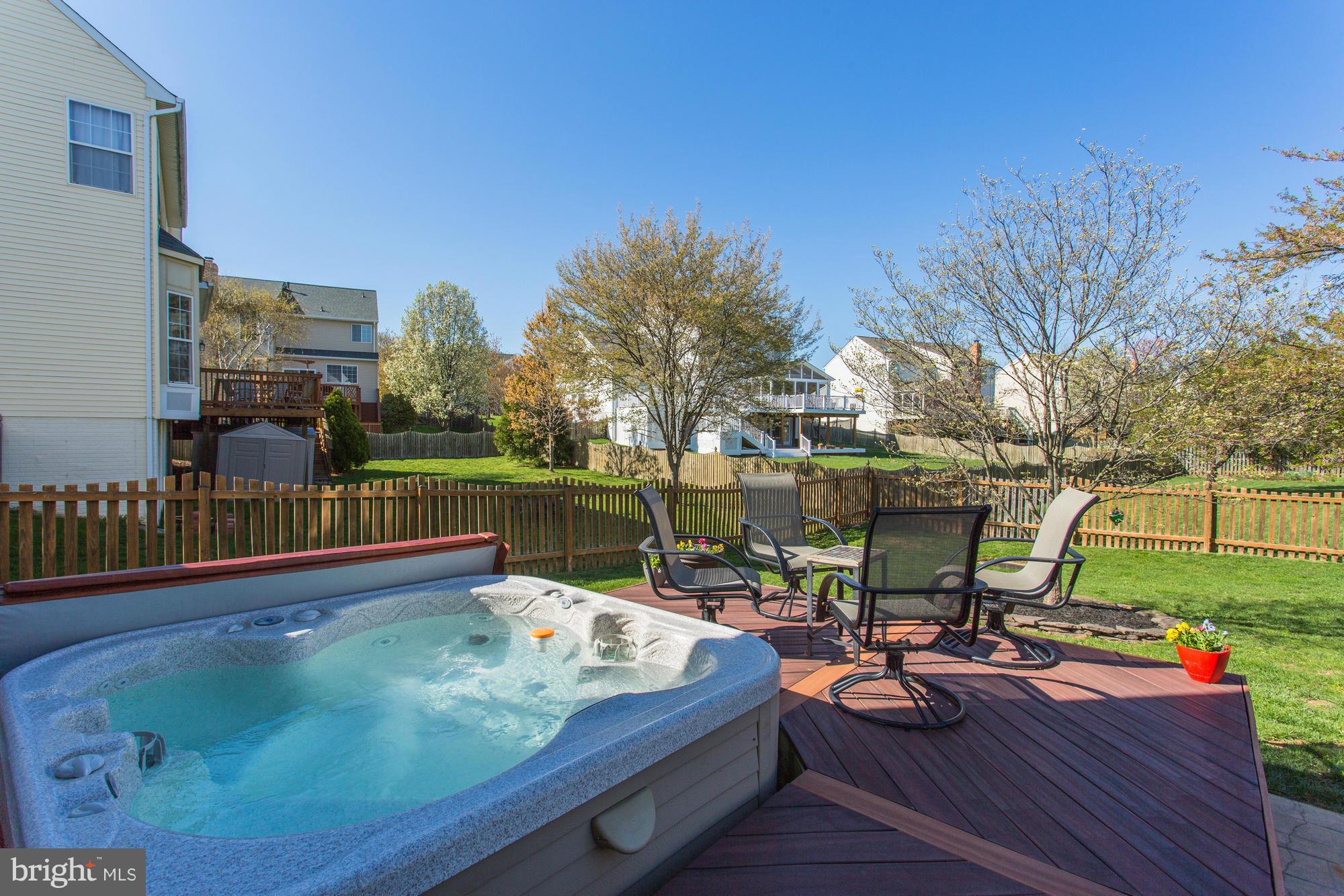 OLD WATERFORD - Residential