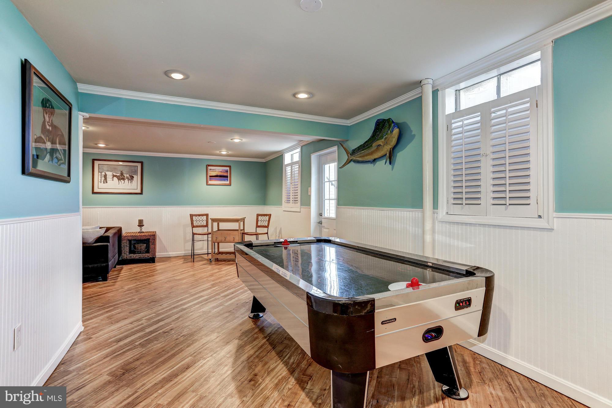 OLD WATERFORD - Residential